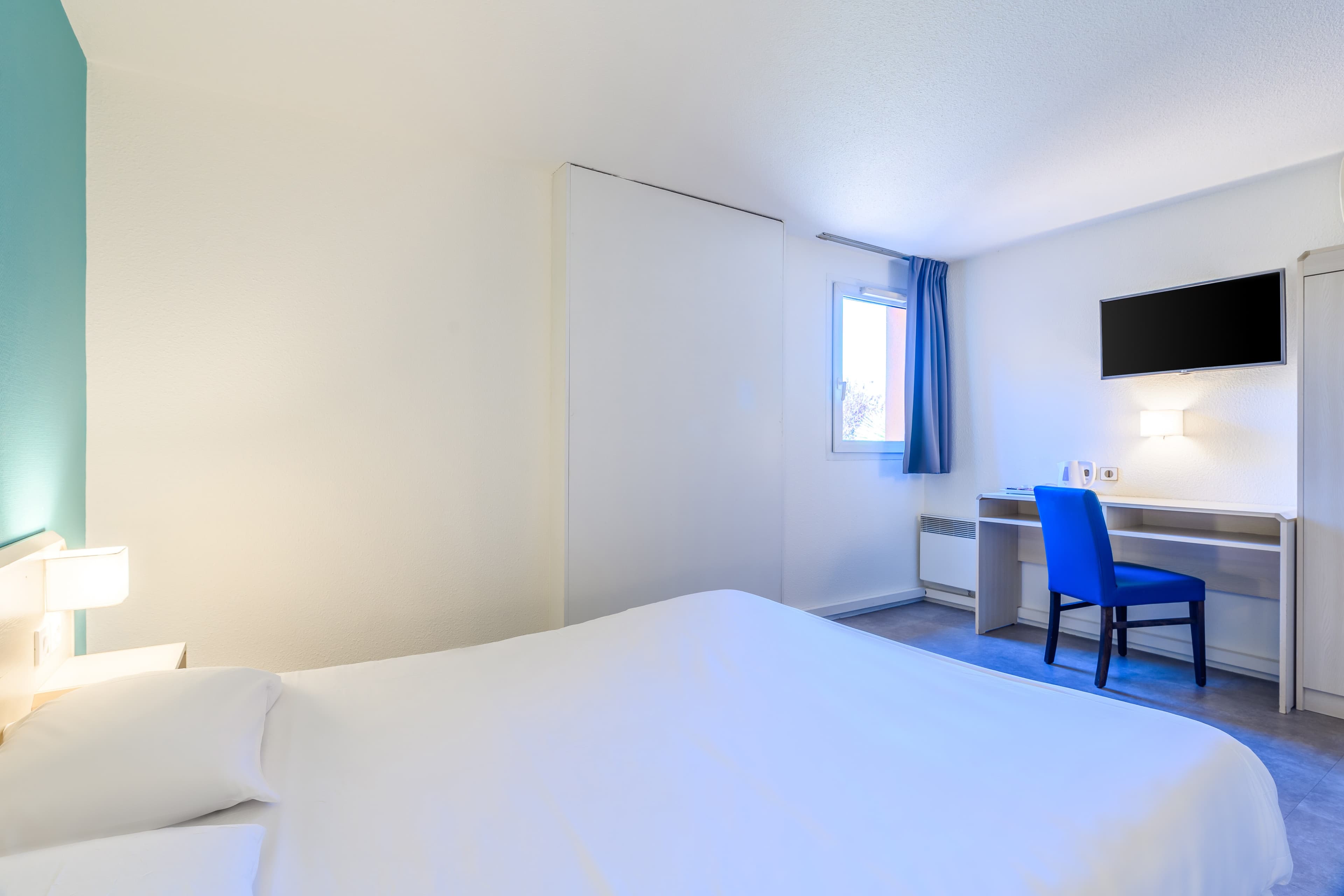 Comfort Hotel Orleans Saran - Image 3
