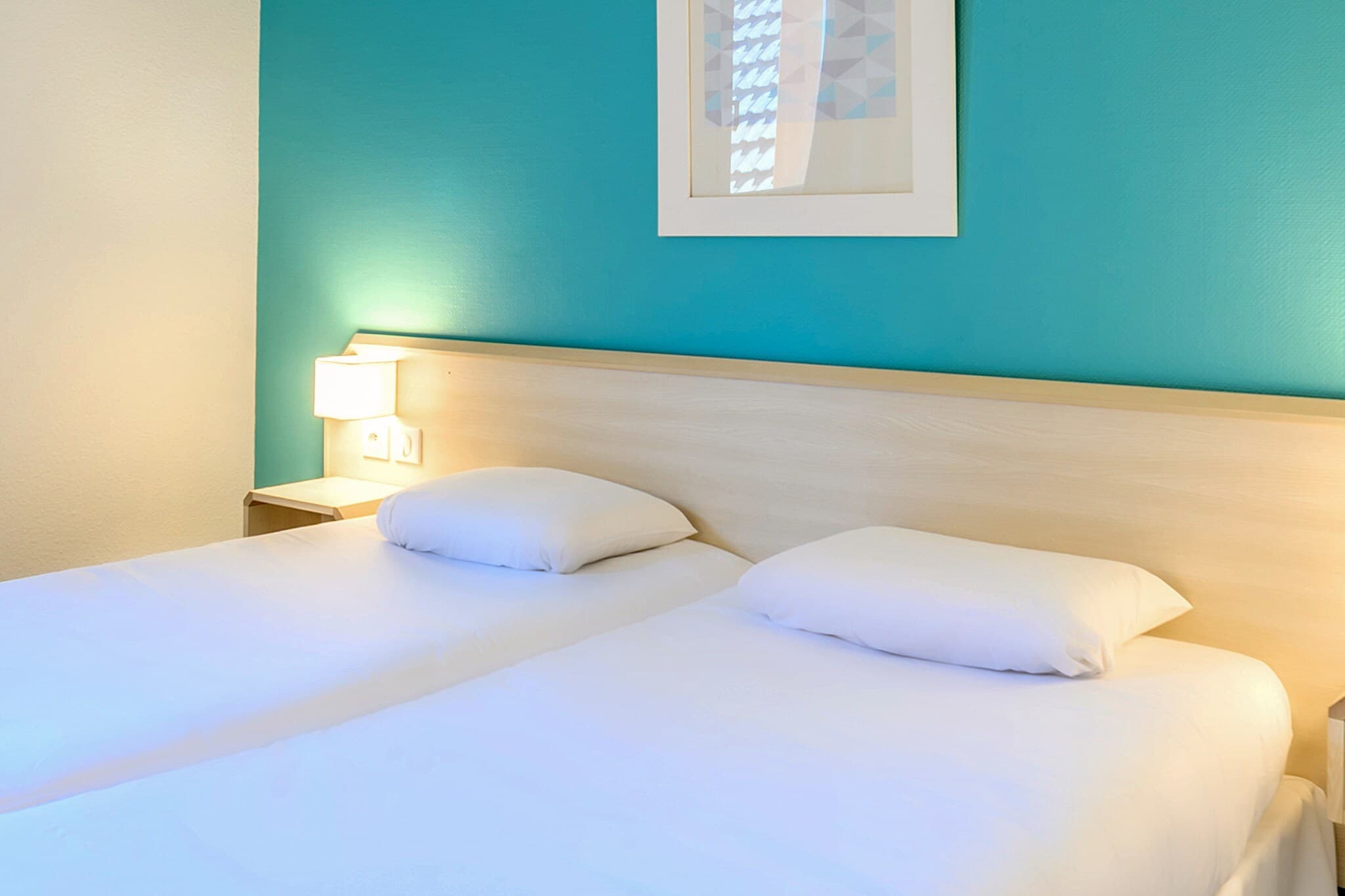 Comfort Hotel Orleans Saran — 13