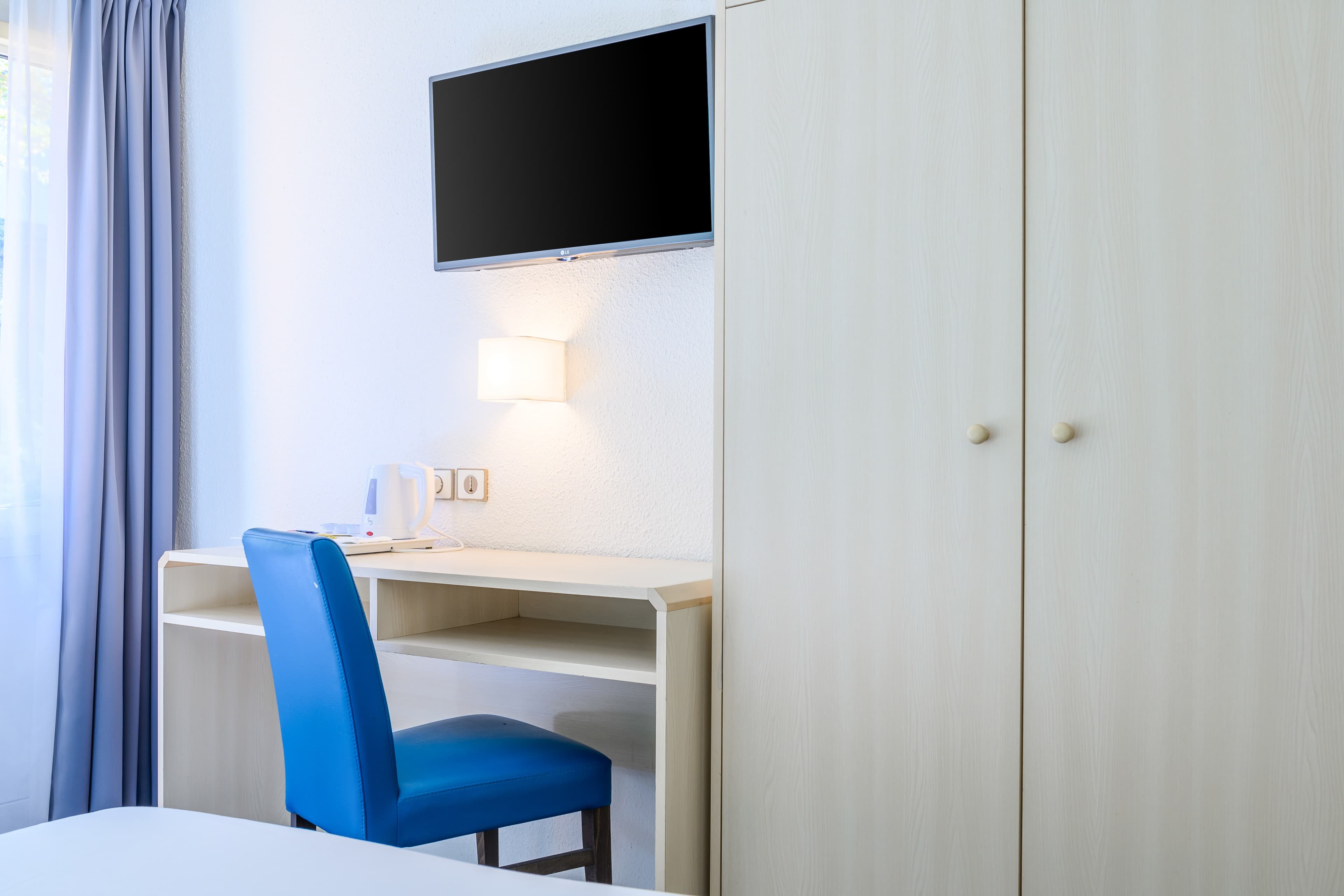 Comfort Hotel Orleans Saran — 17