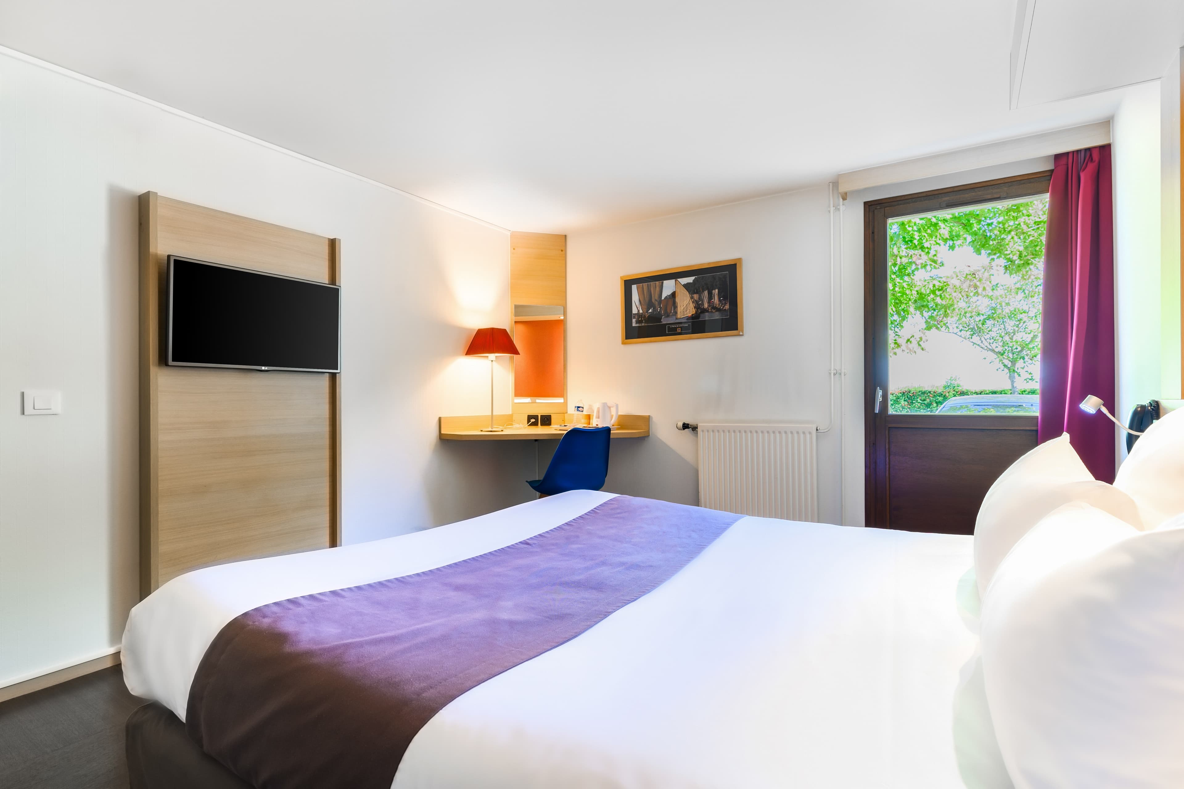 Comfort Hotel Pithiviers - Image 5