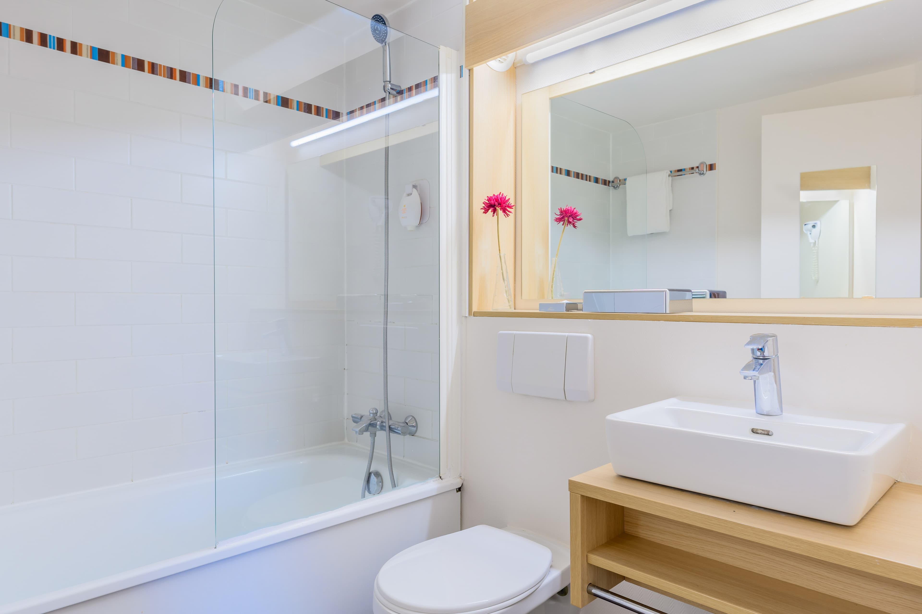 Comfort Hotel Pithiviers — 11