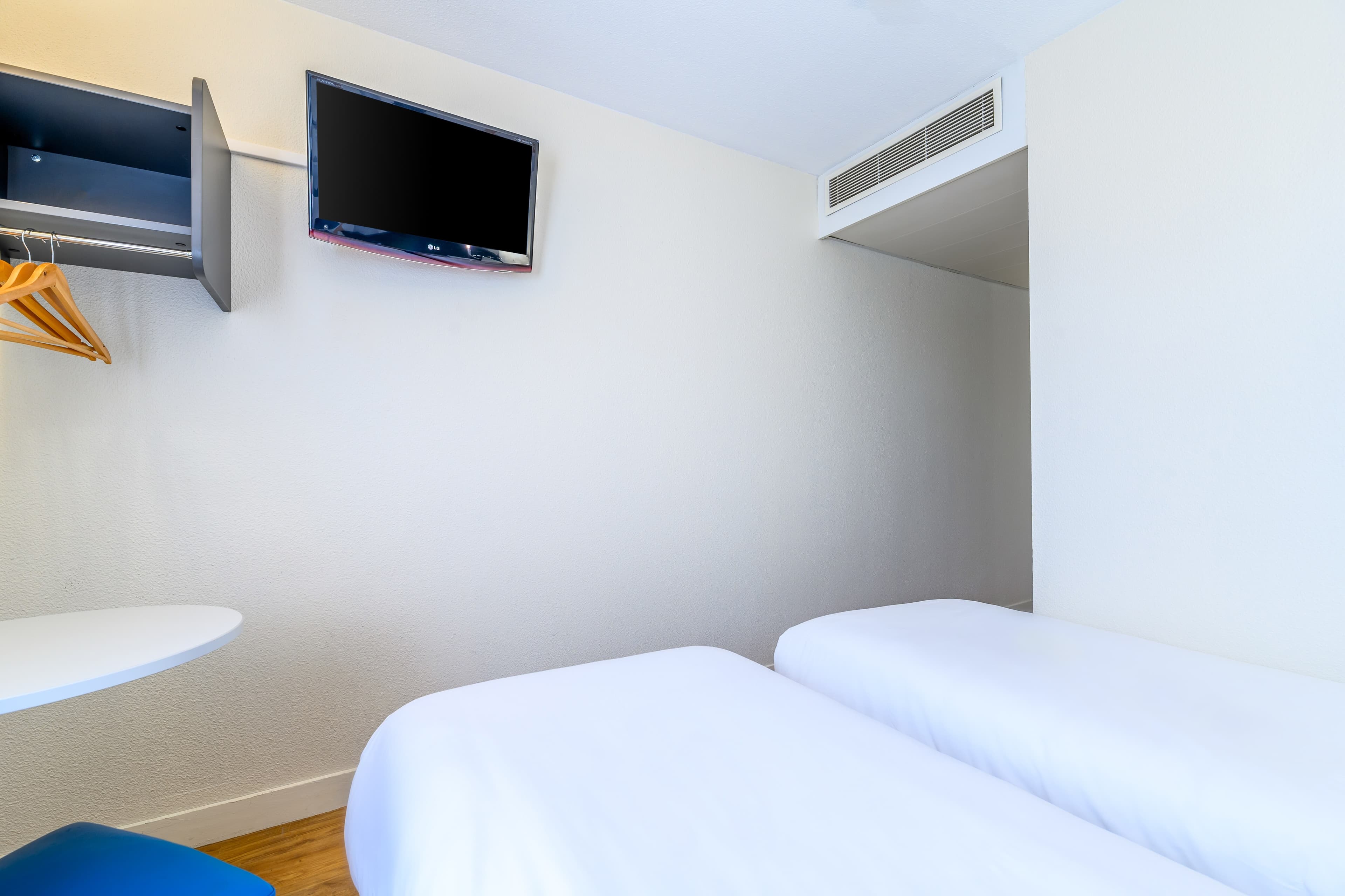 Comfort Hotel Paris Porte d'Ivry — 8