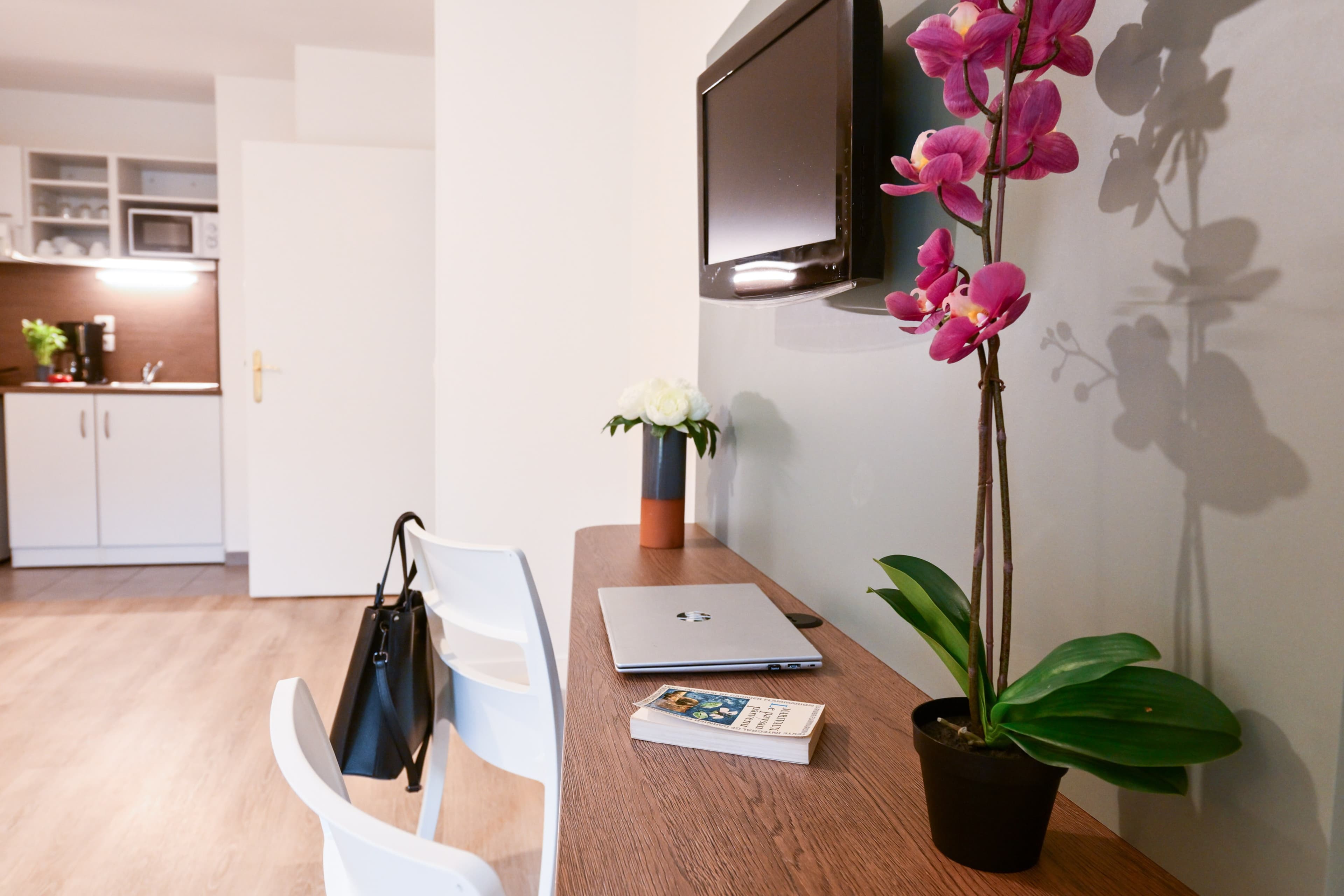 Comfort Aparthotel Versailles, St Cyr l'Ecole — 12
