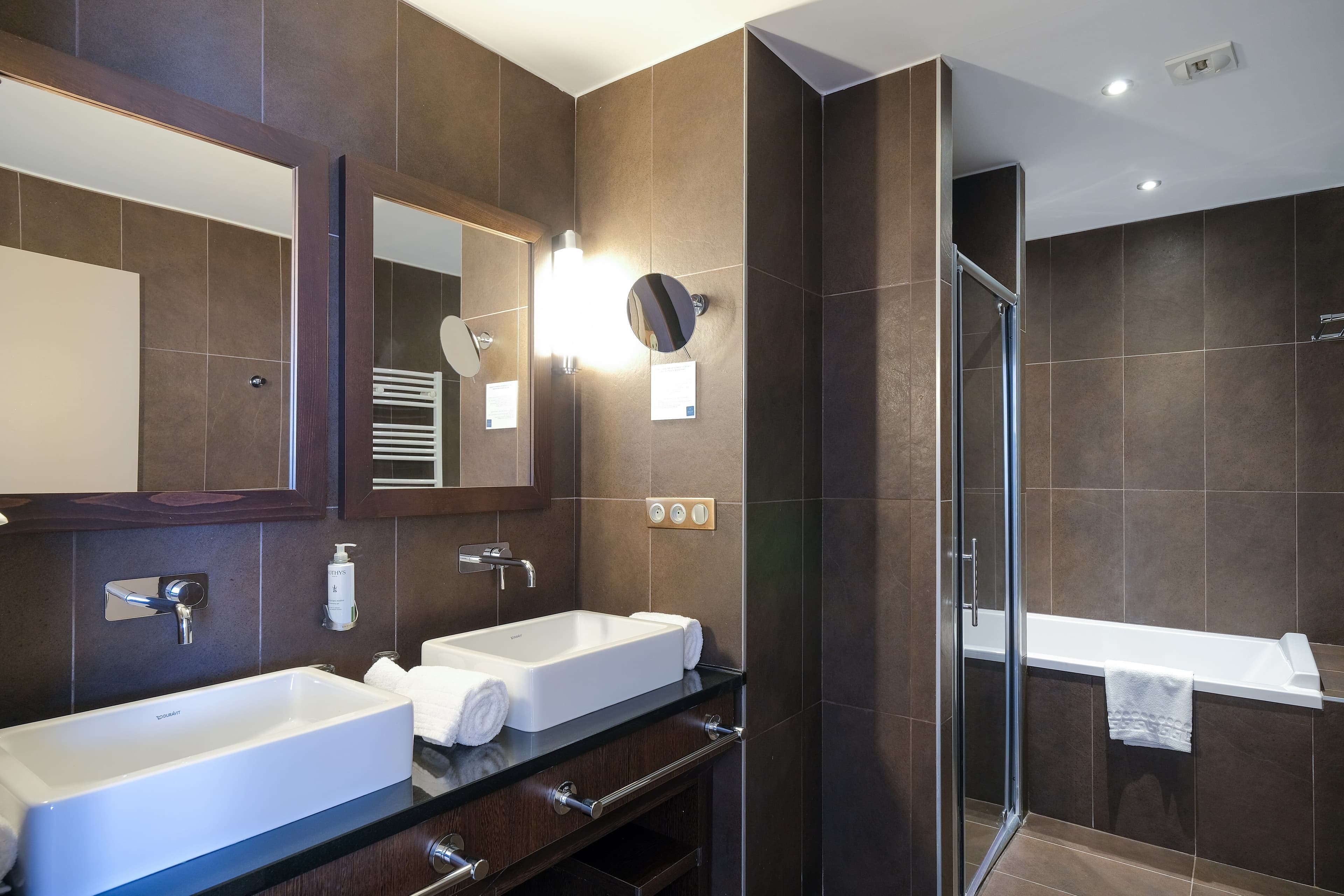 Zenitude Hotel la Valadière, an Ascend Collection Hotel — 7