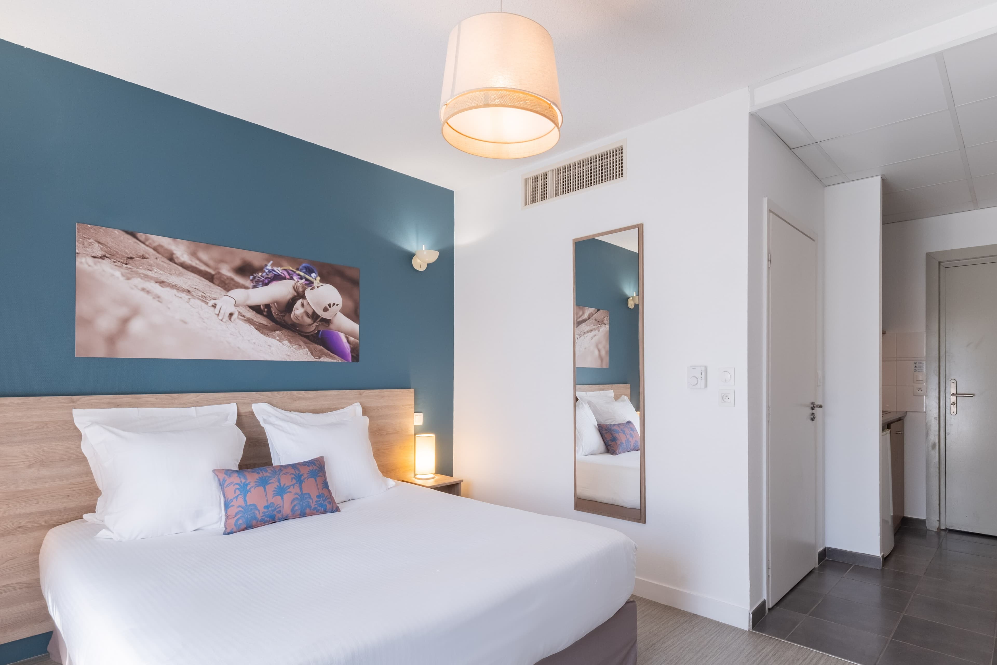 Comfort Aparthotel Cannes Mandelieu — 17
