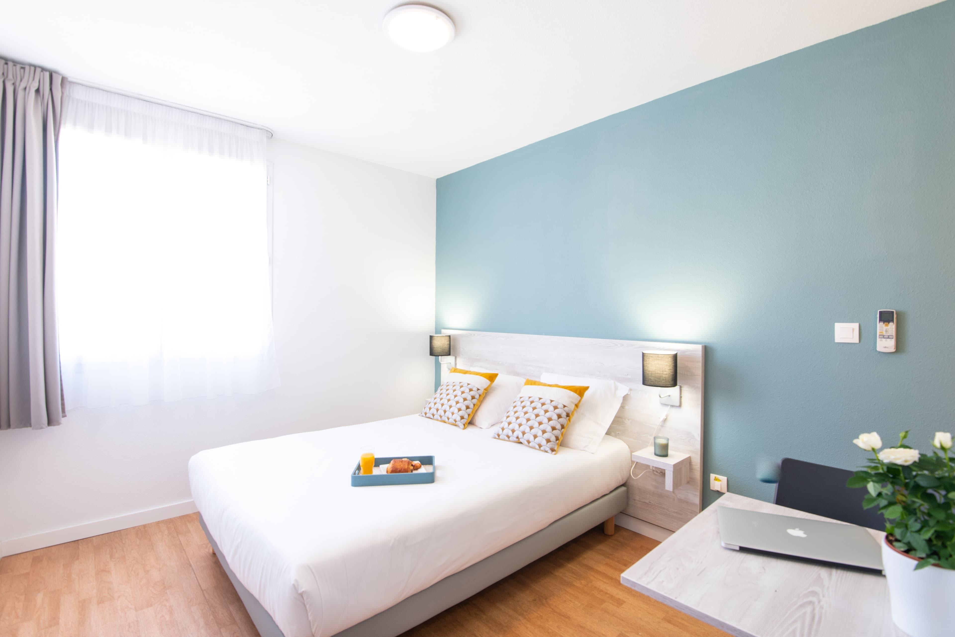 Comfort Aparthotel Aix Le Tholonet - Image 5