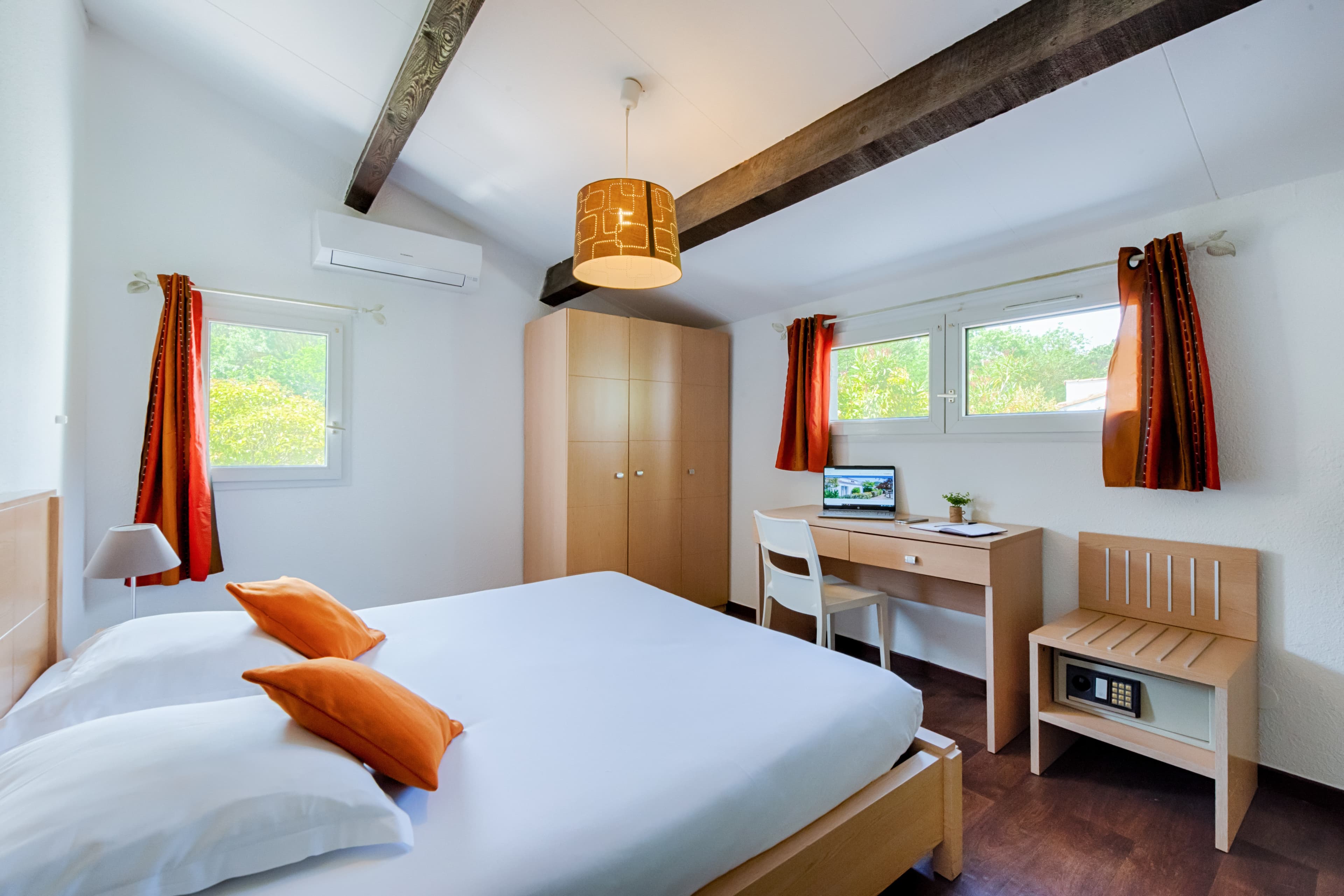 Comfort Aparthotel Mandelieu la Napoule Village - Image 3