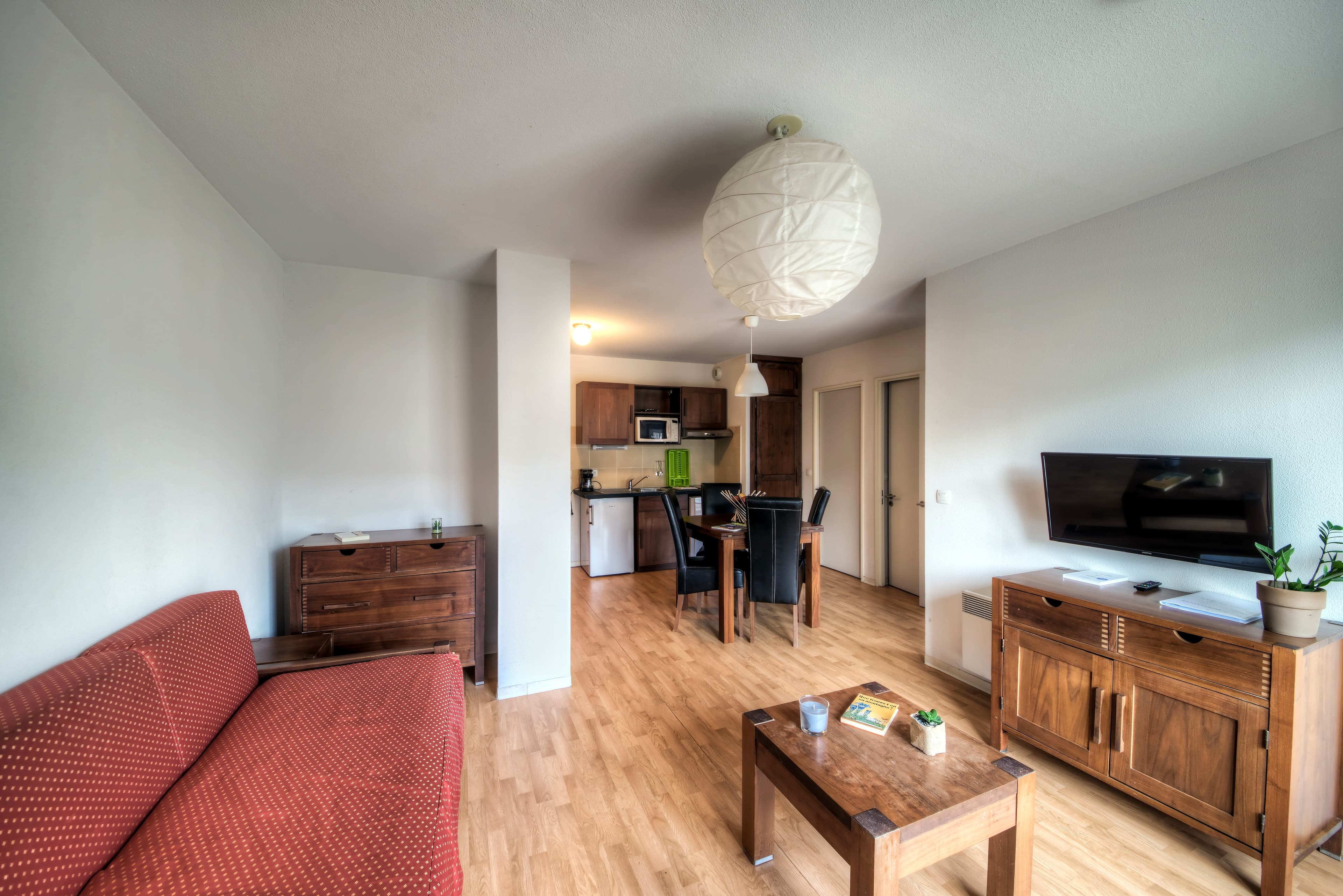 Comfort Aparthotel Lourdes L'Acacia — 7