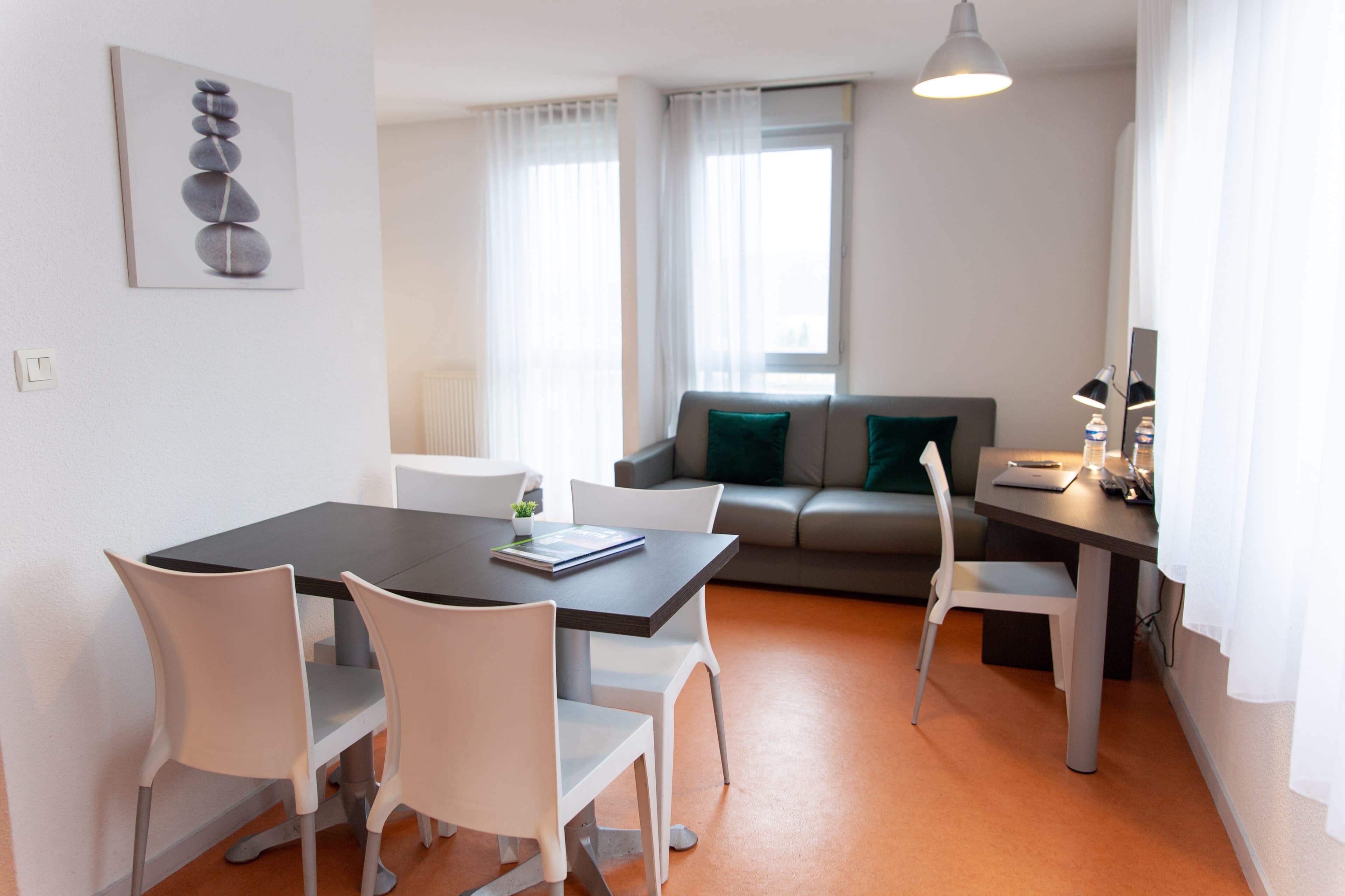 Comfort Aparthotel Besançon Hauts du Chazal — 25
