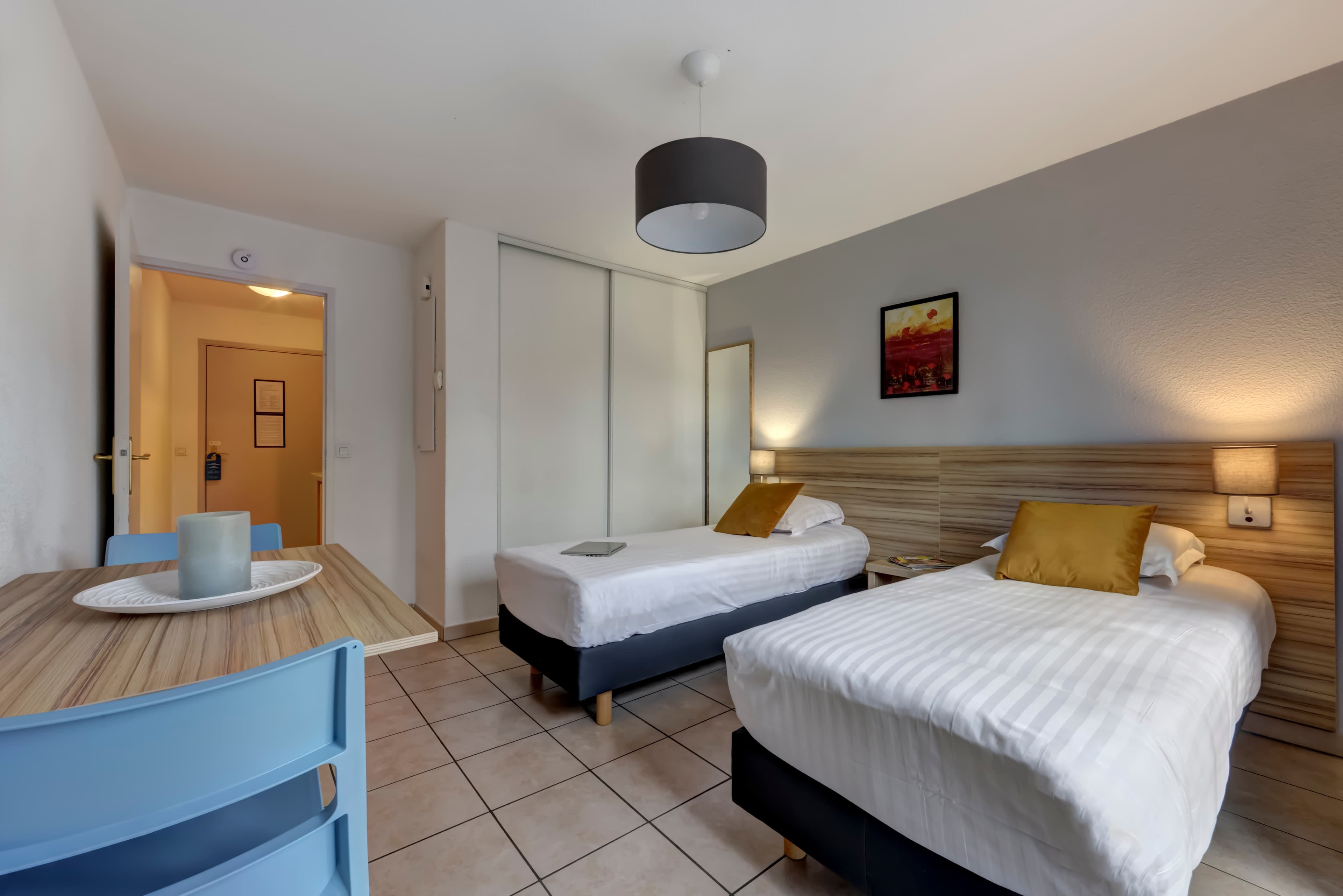 Comfort Aparthotel Divonne L'Orée du Parc — 12