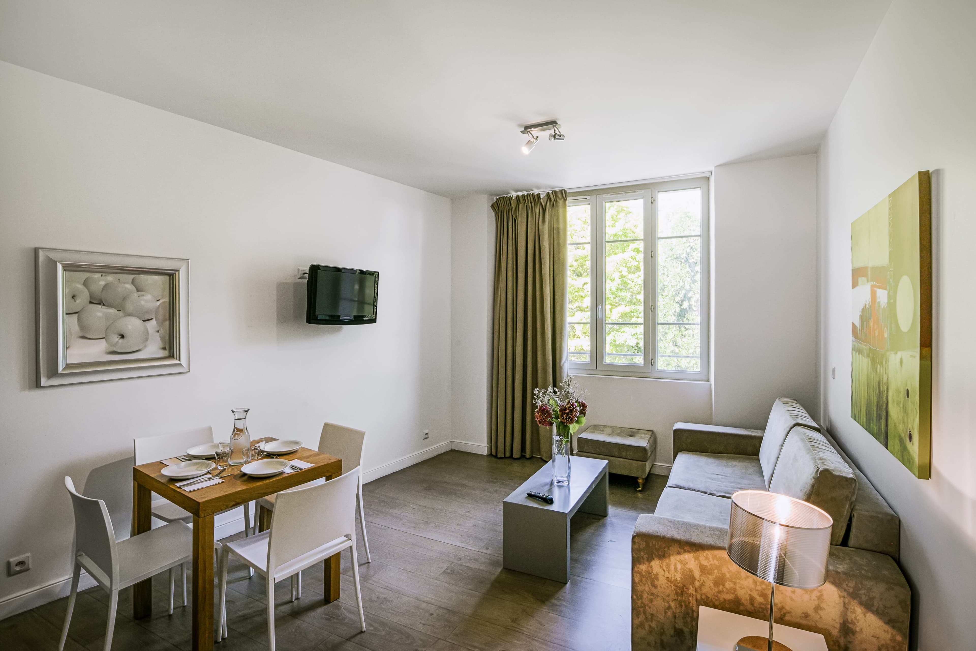 Comfort Aparthotel Lourdes Lorda - Image 5