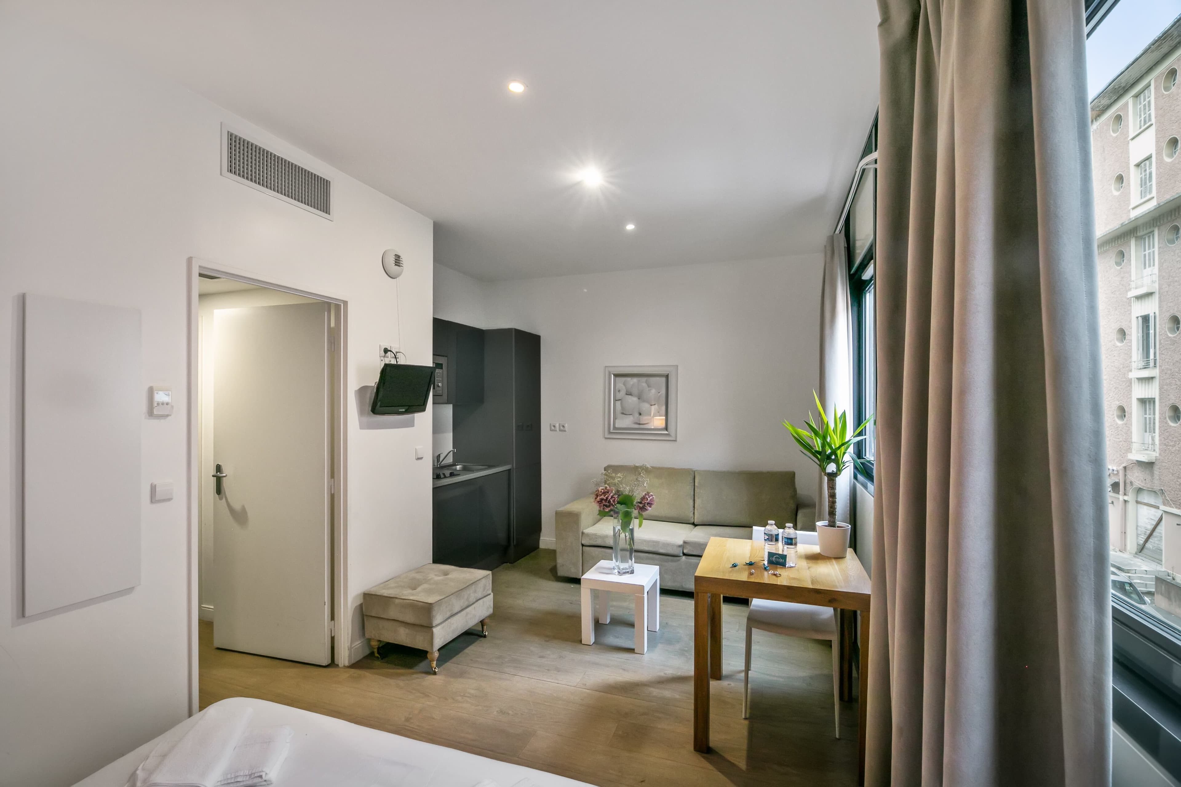 Comfort Aparthotel Lourdes Lorda - Image 4