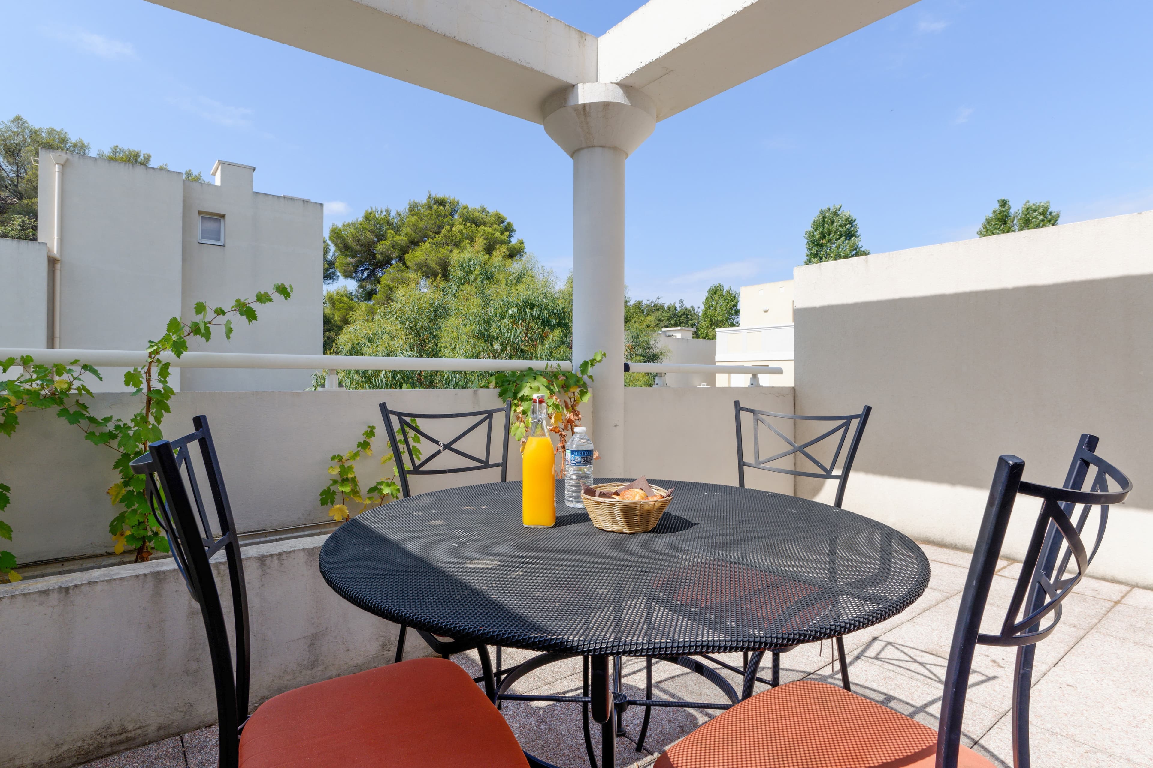 Comfort Aparthotel Six-Fours — 7