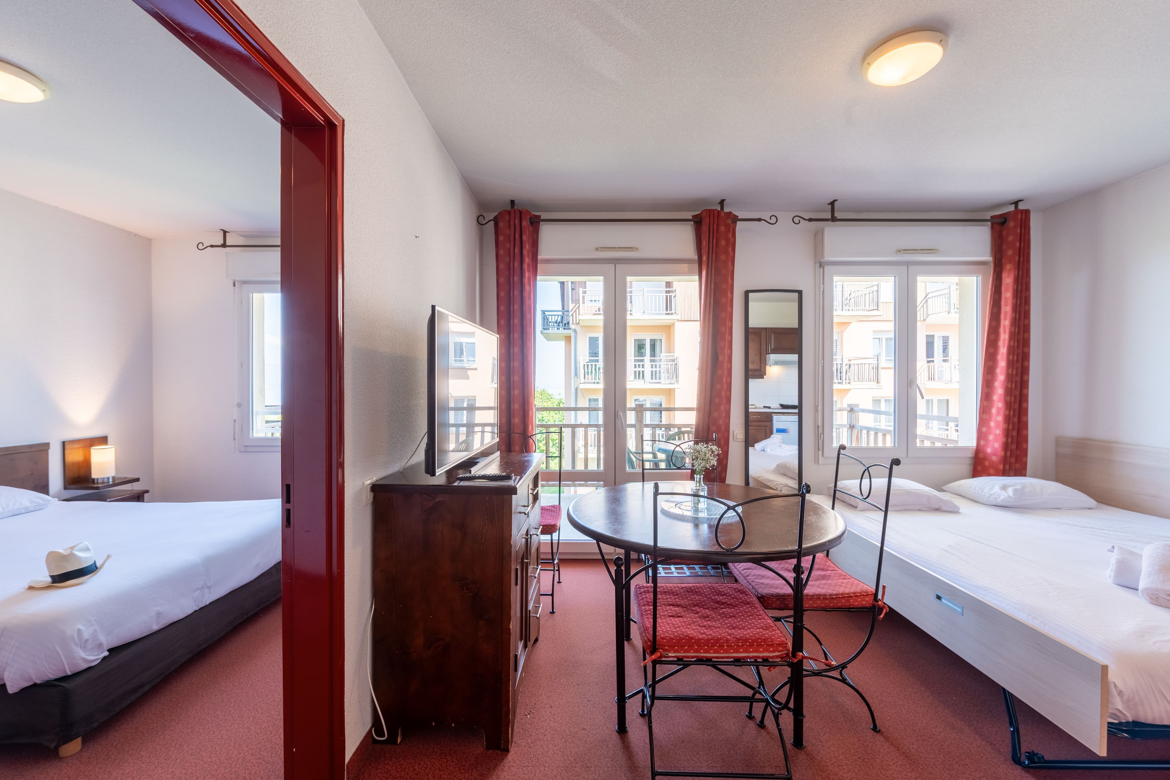 Zenitude Evian Les Terrasses du Lac, an Ascend Collection Hotel — 9
