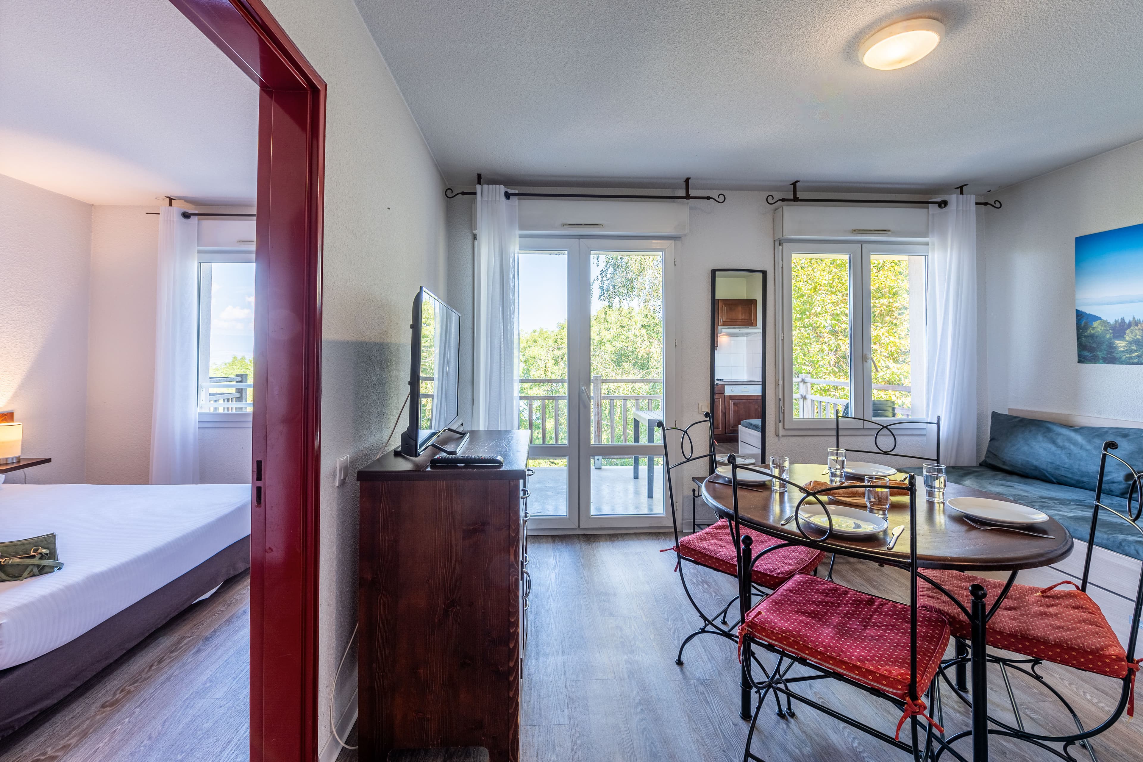 Zenitude Evian Les Terrasses du Lac, an Ascend Collection Hotel — 10