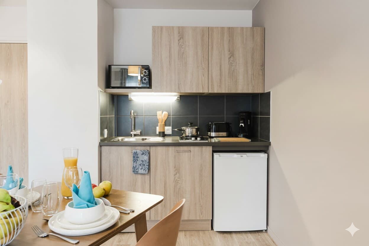 Quality Aparthotel Dinan - Image 4