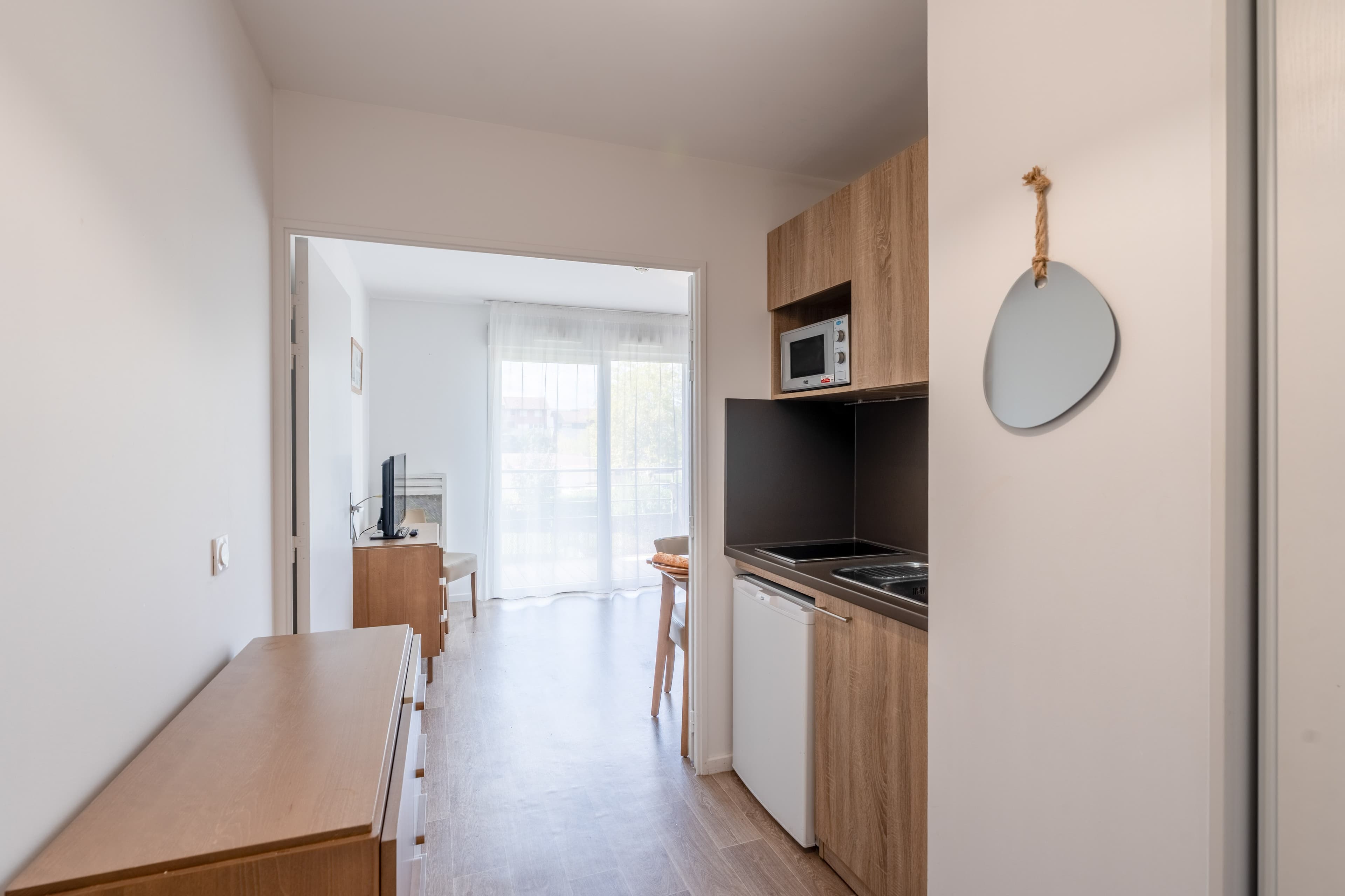 Quality Aparthotel Lyon L'Isle-d'Abeau — 13