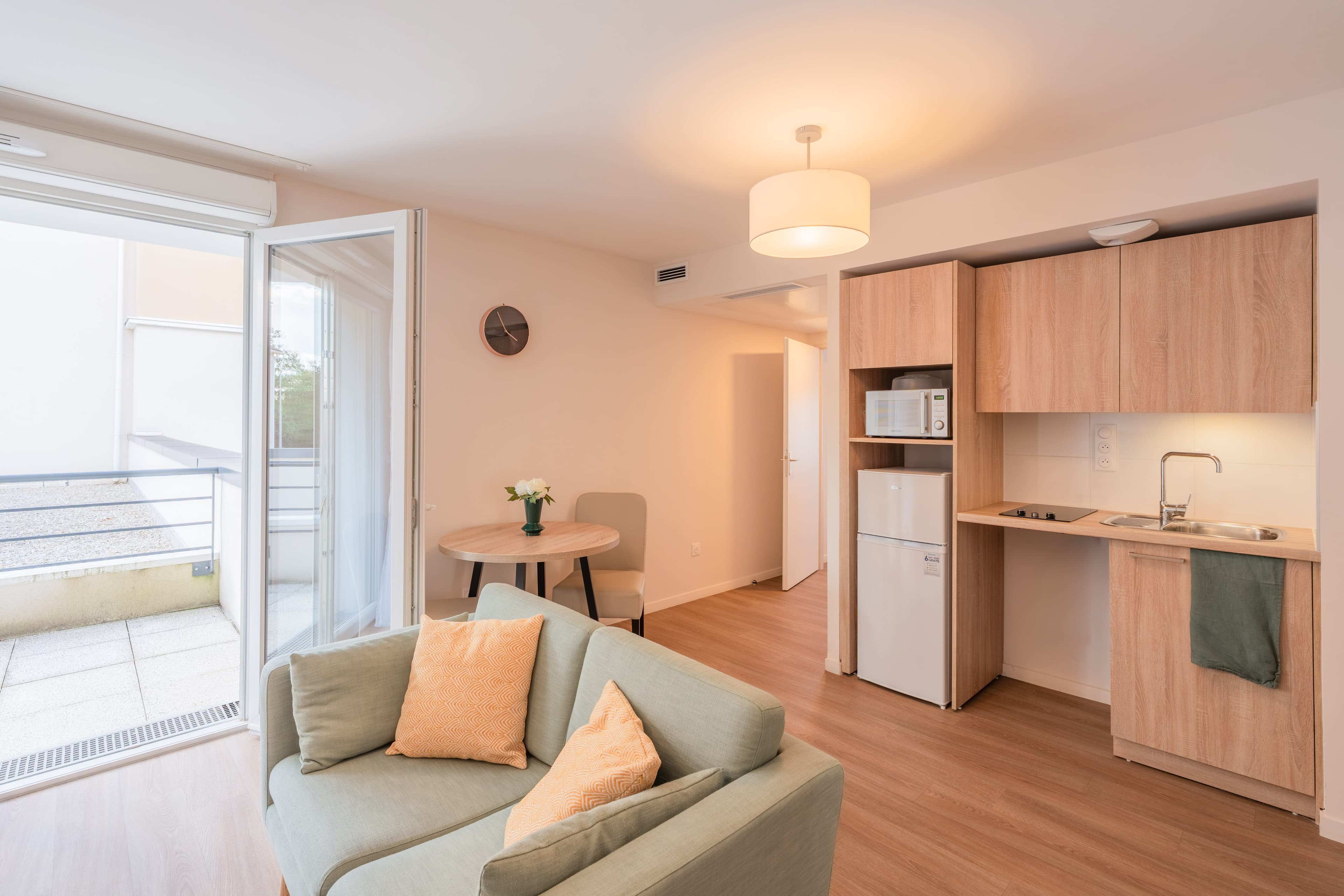 Quality Aparthotel Moissy-Cramayel - Image 4