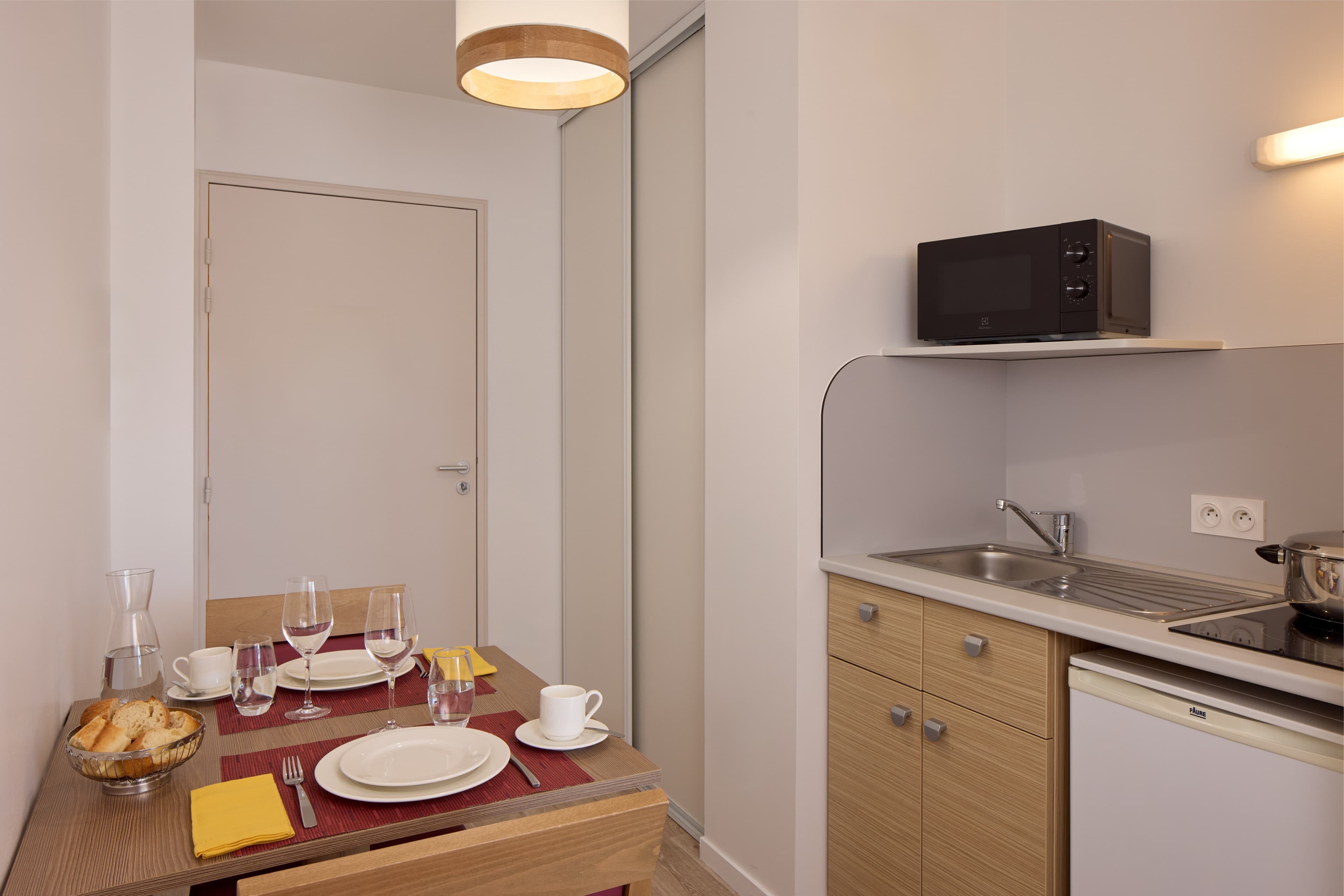 Quality Aparthotel Orléans Sud Zenith — 10
