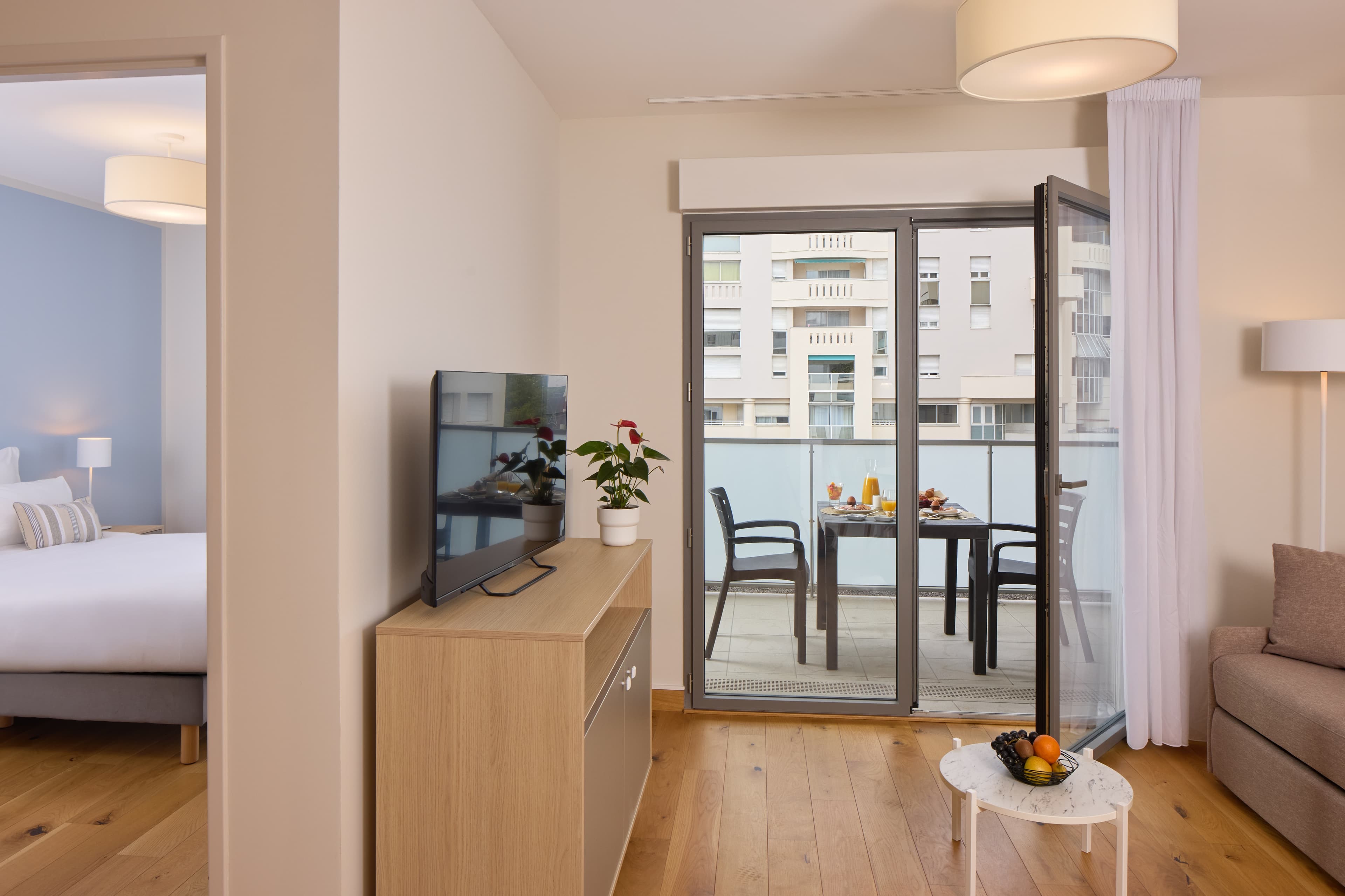 Quality Aparthotel Pau Porte des Pyrénées — 9