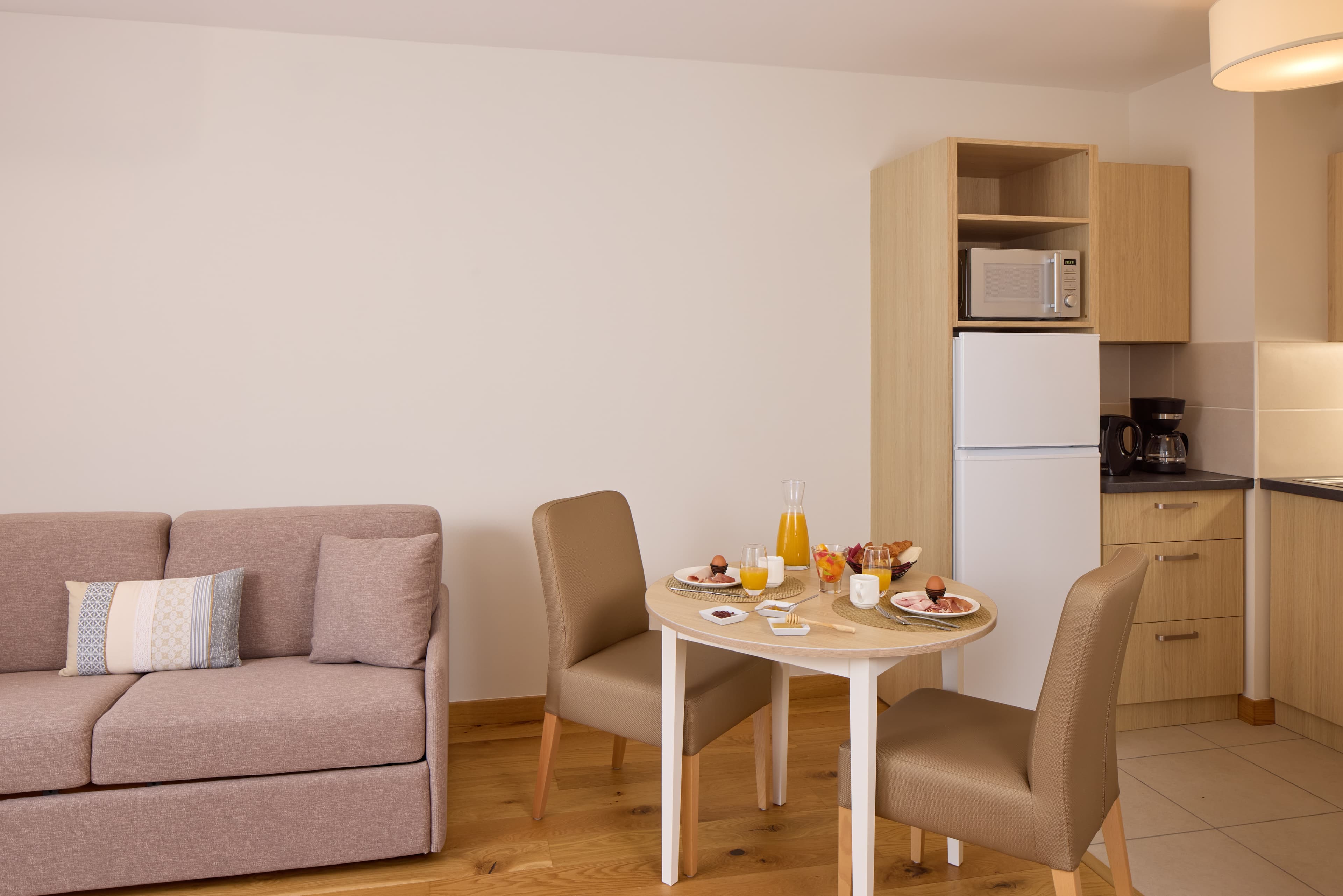 Quality Aparthotel Pau Porte des Pyrénées — 10