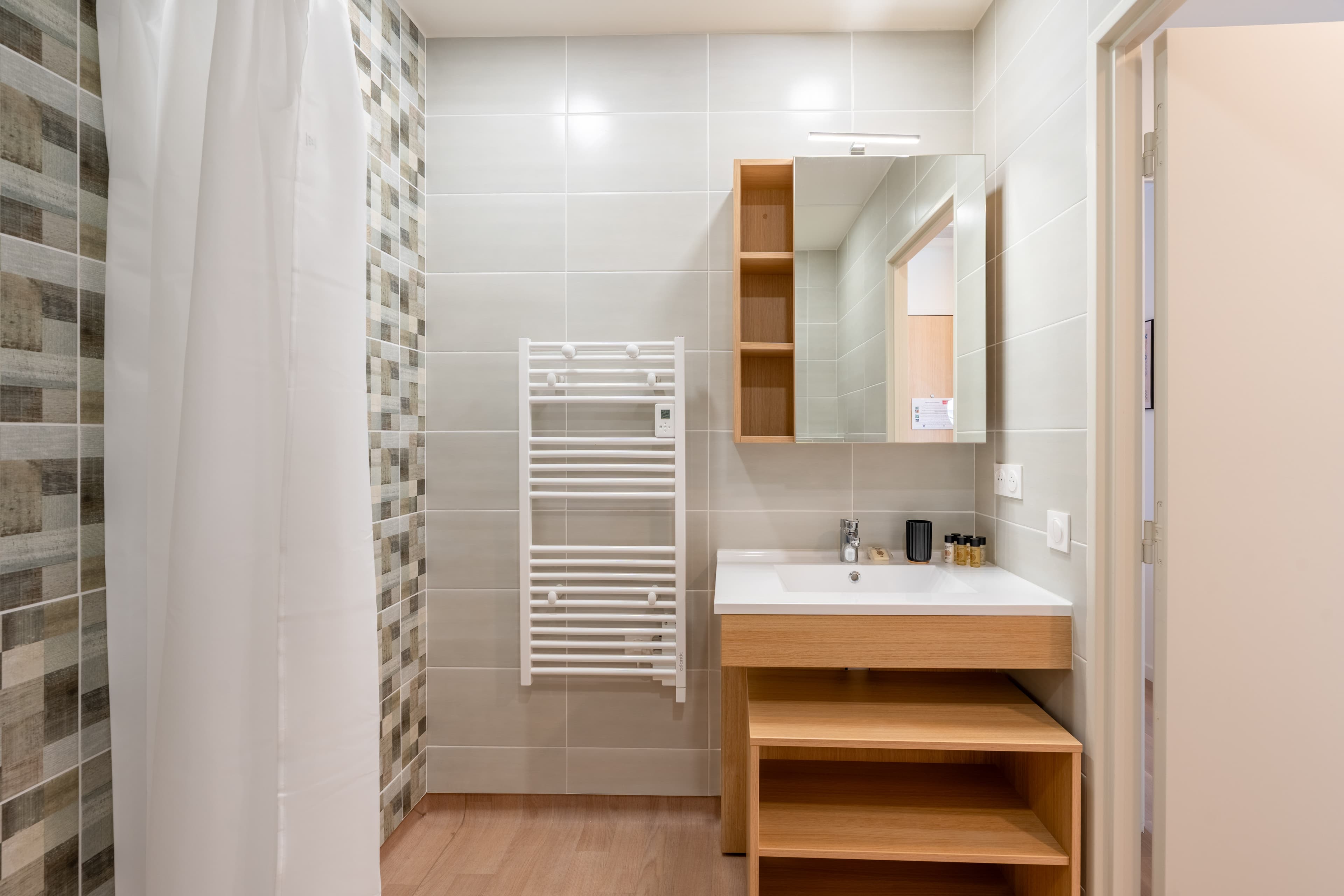 Quality Aparthotel Villefontaine — 7