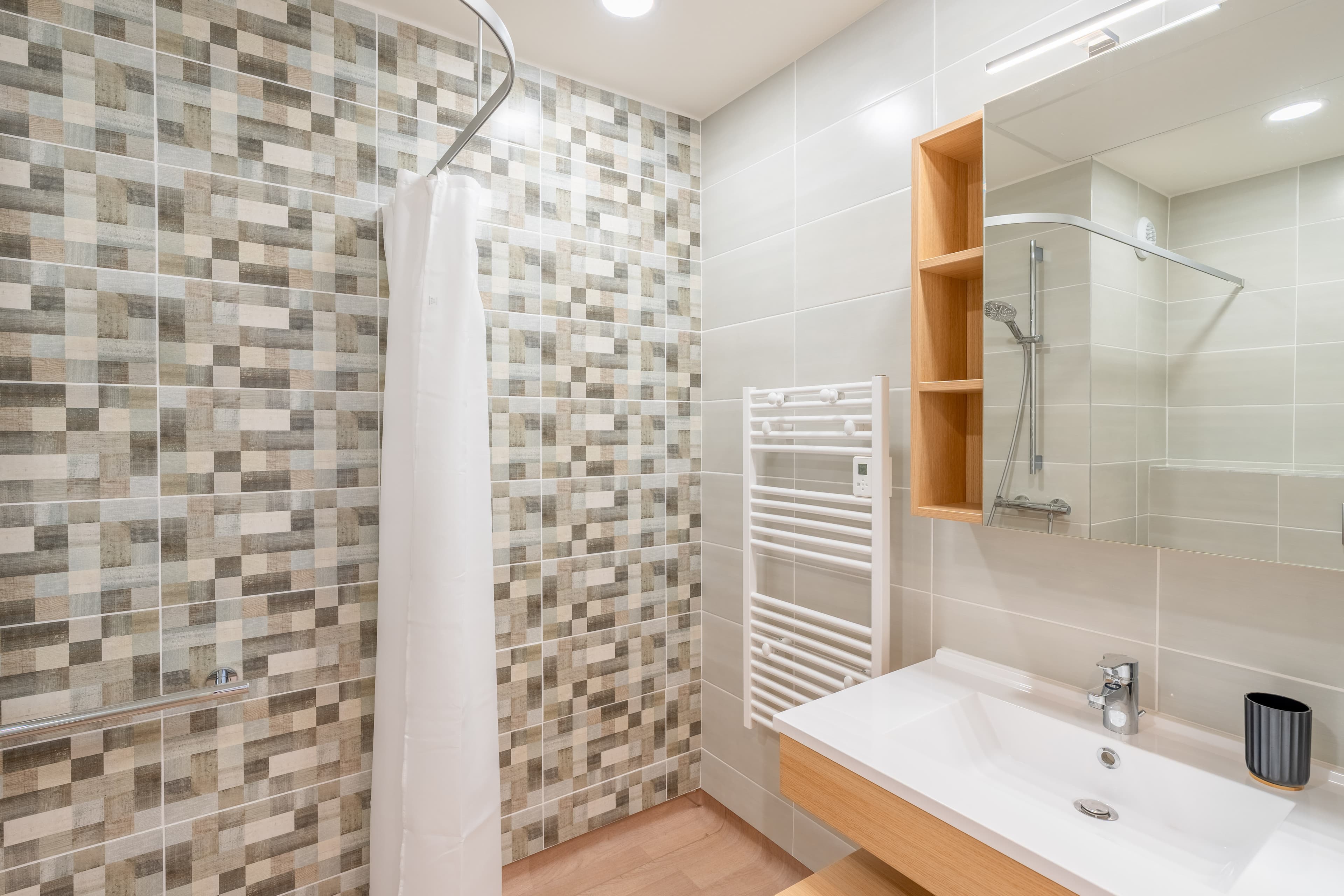 Quality Aparthotel Villefontaine — 8