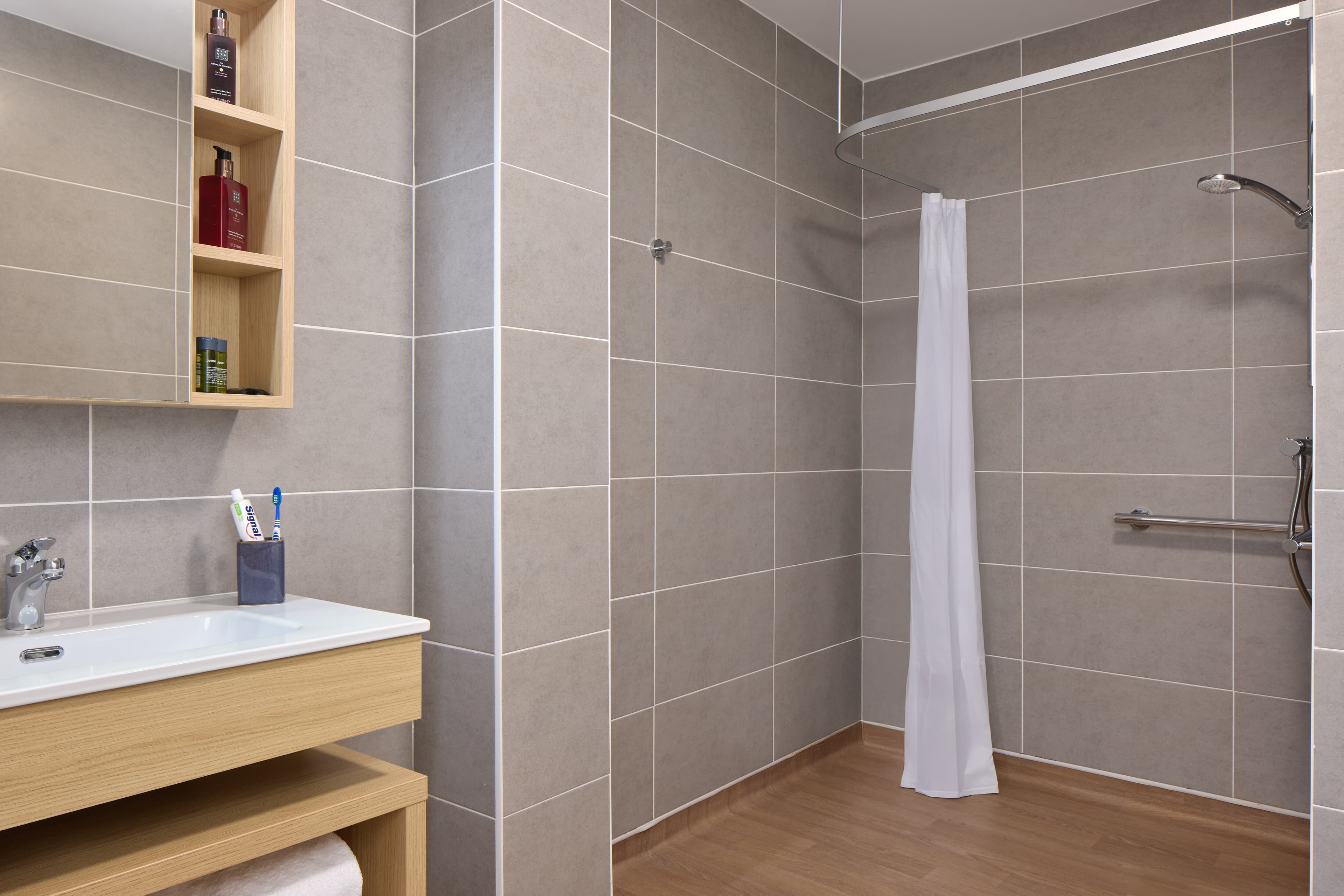 Quality Aparthotel Bordeaux Saint-Jean — 8
