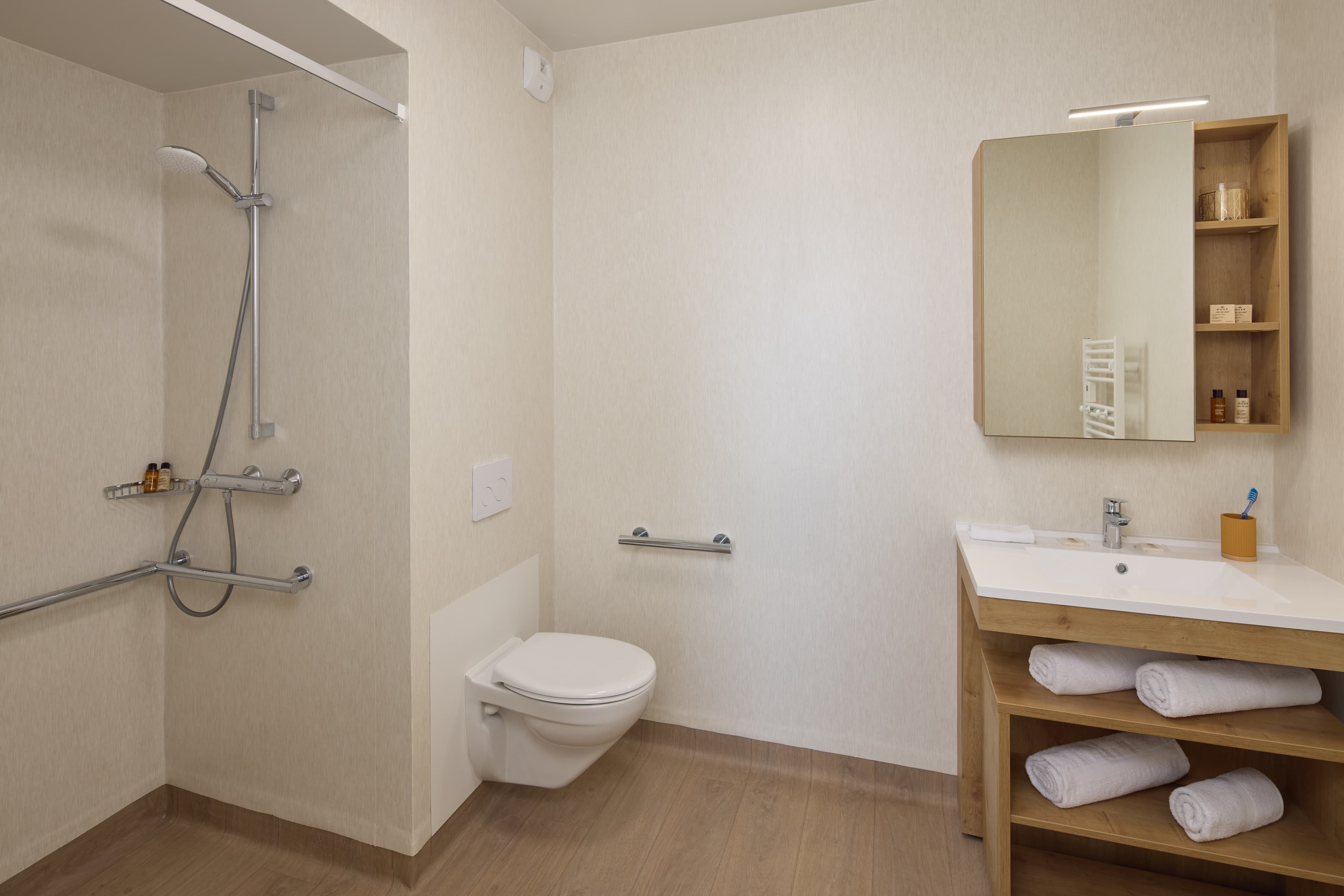 Quality Aparthotel Cholet — 14