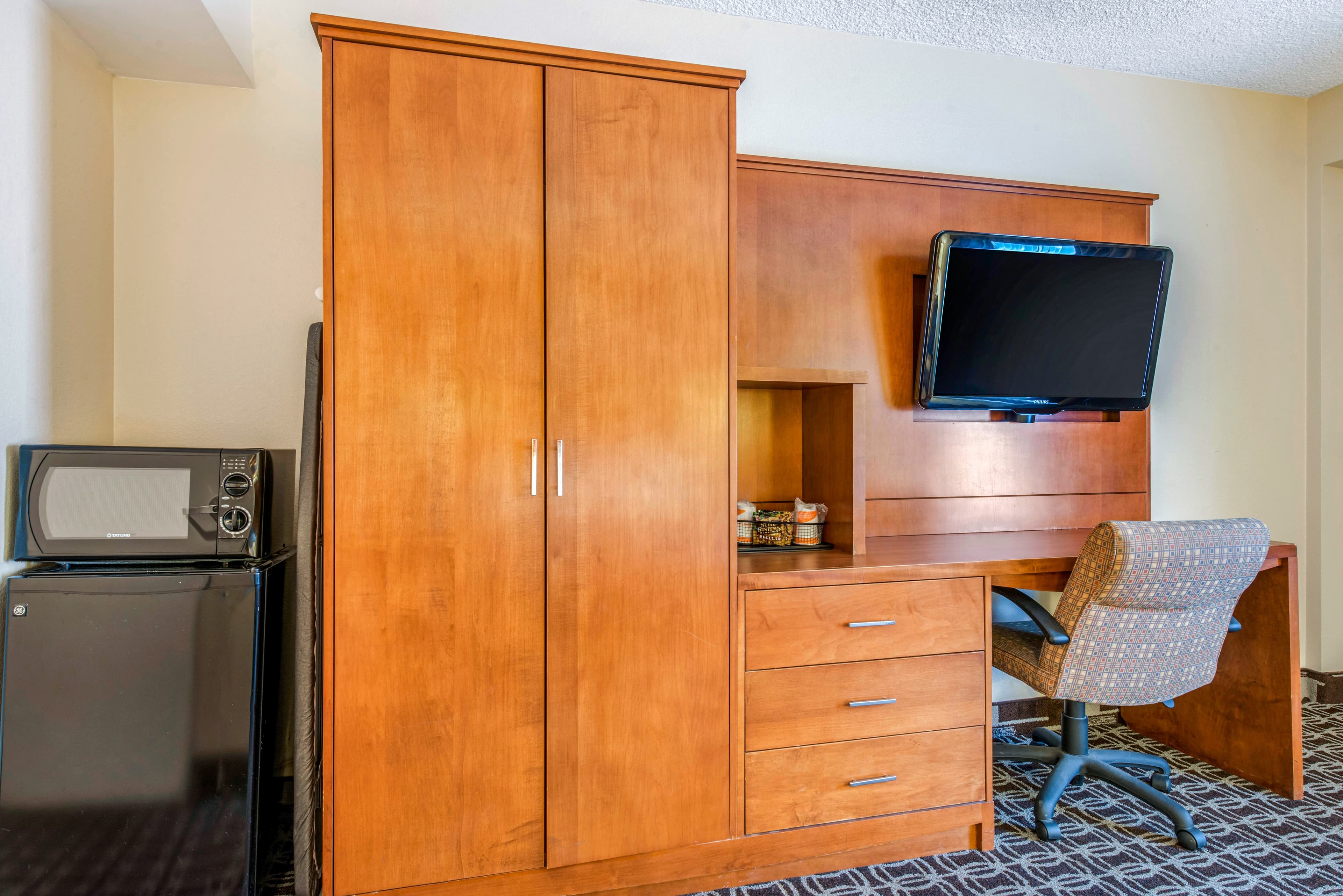 Quality Inn Savannah Historic District — 15