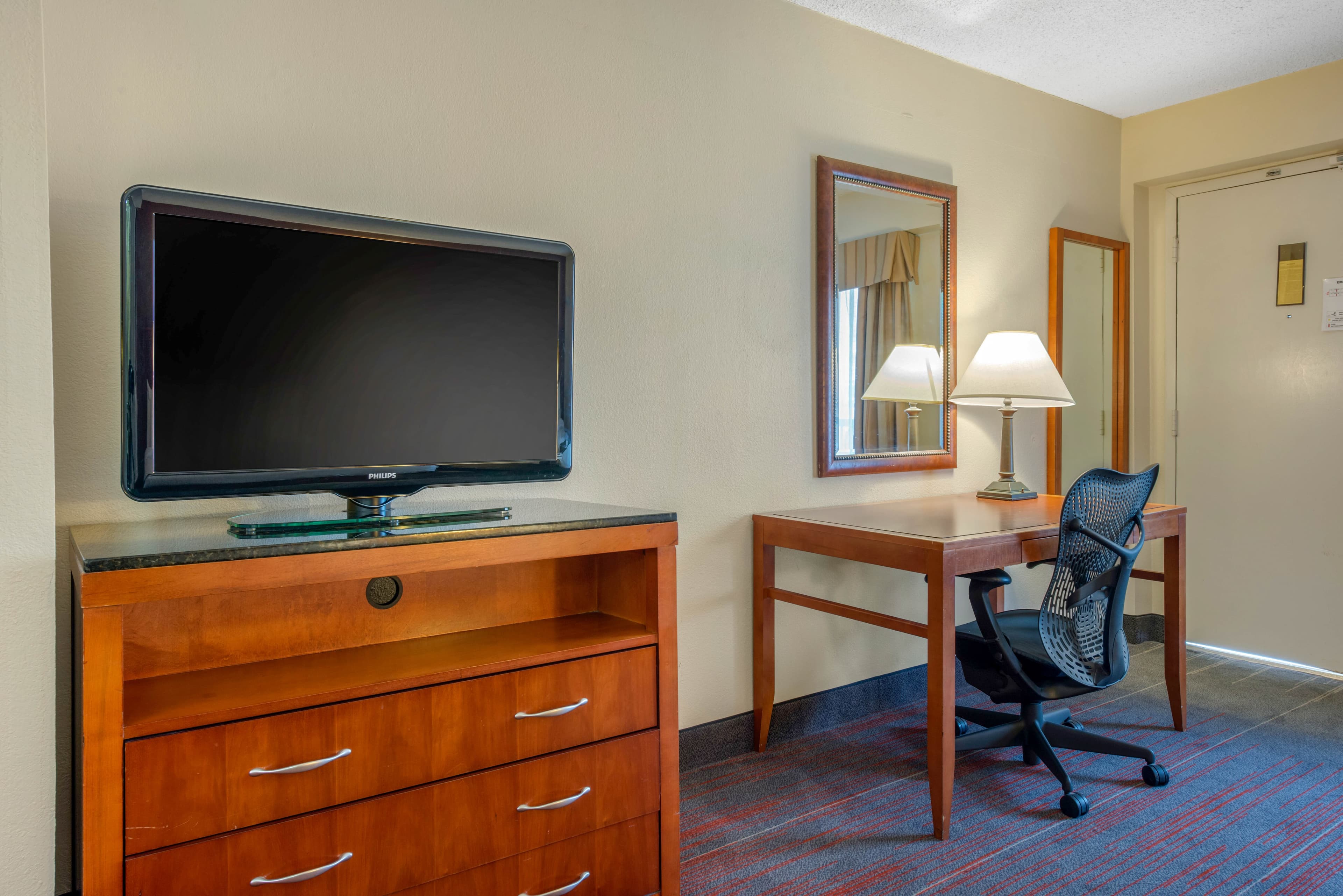 Quality Inn Savannah Historic District - Image 4