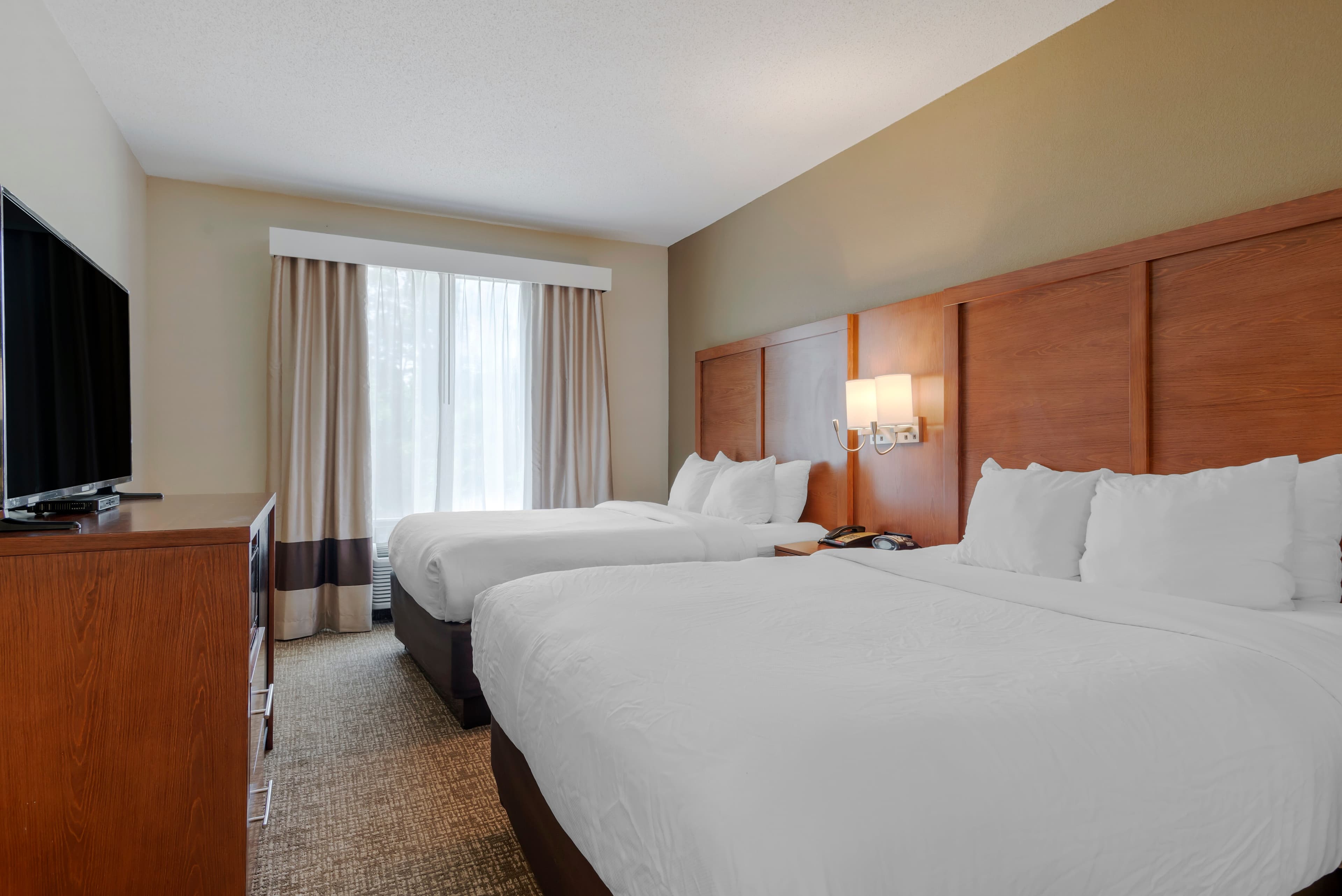 Comfort Suites Columbus State University Area — 11