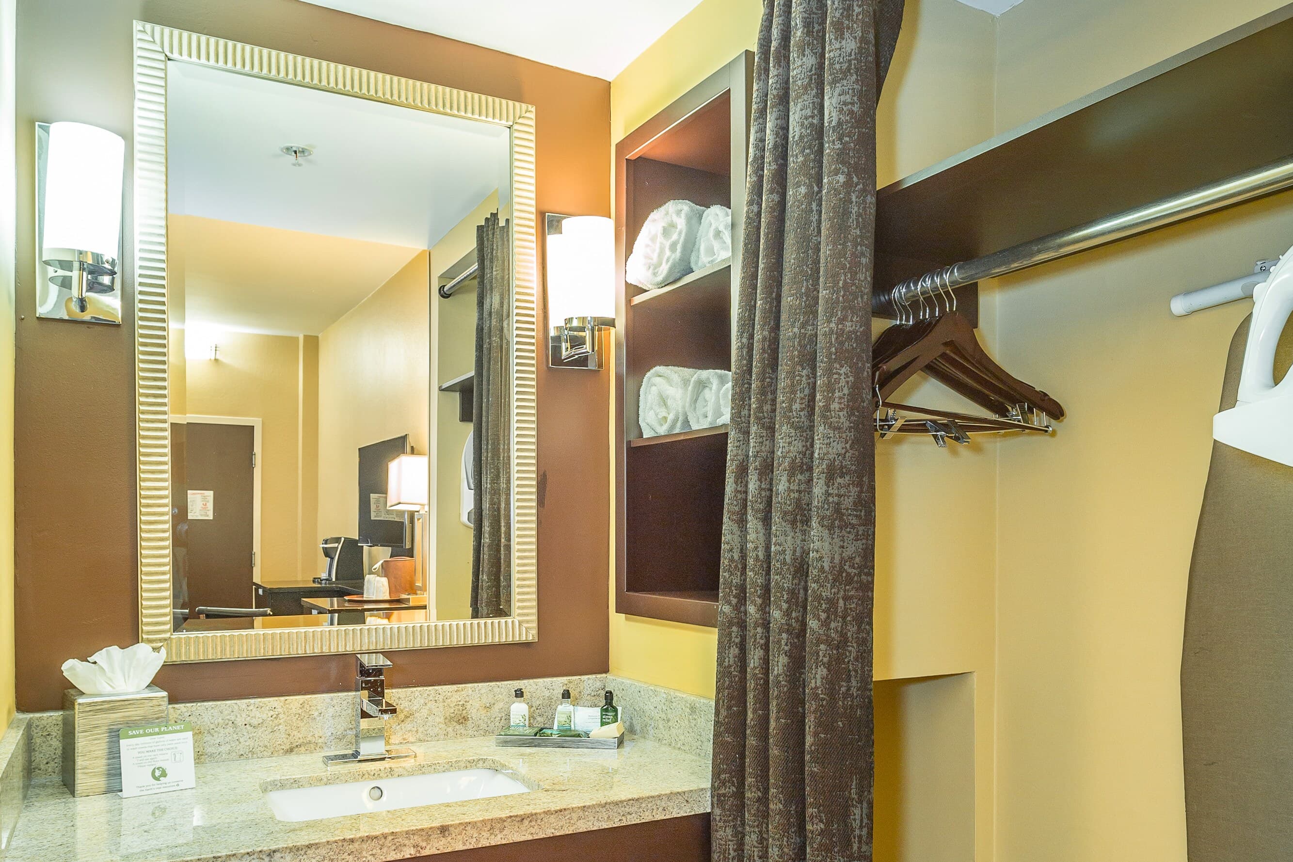 Inn at the Peachtrees, an Ascend Collection Hotel — 12