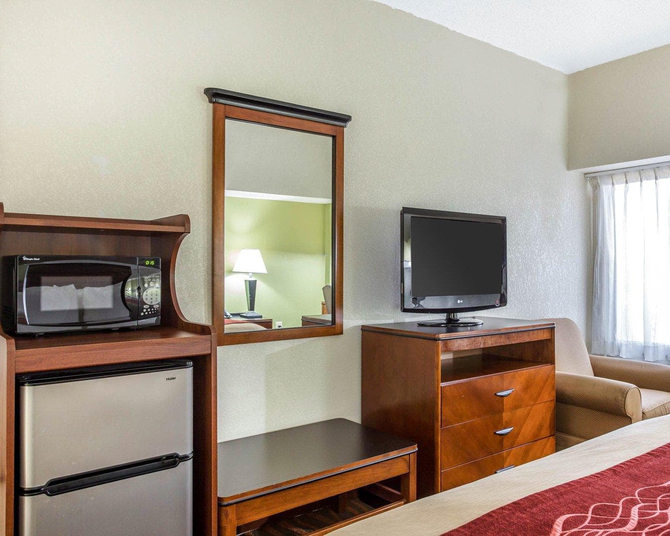 Comfort Inn Conyers — 7