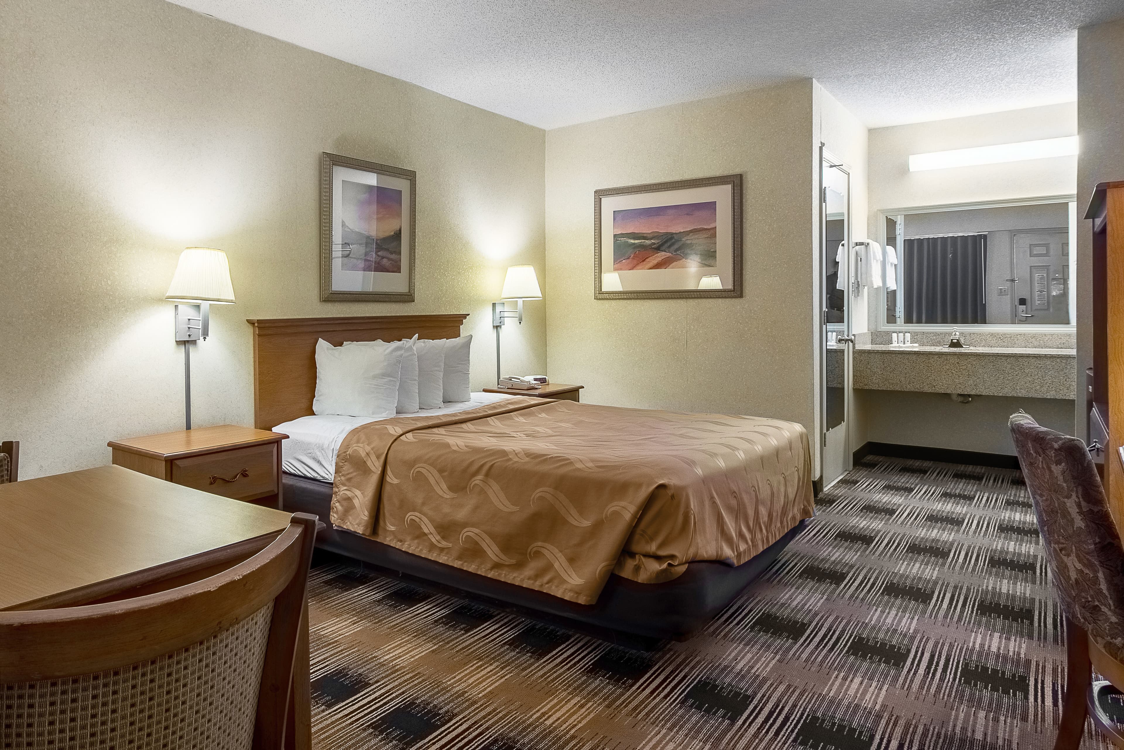 Quality Inn Oakwood - Gainesville — 14