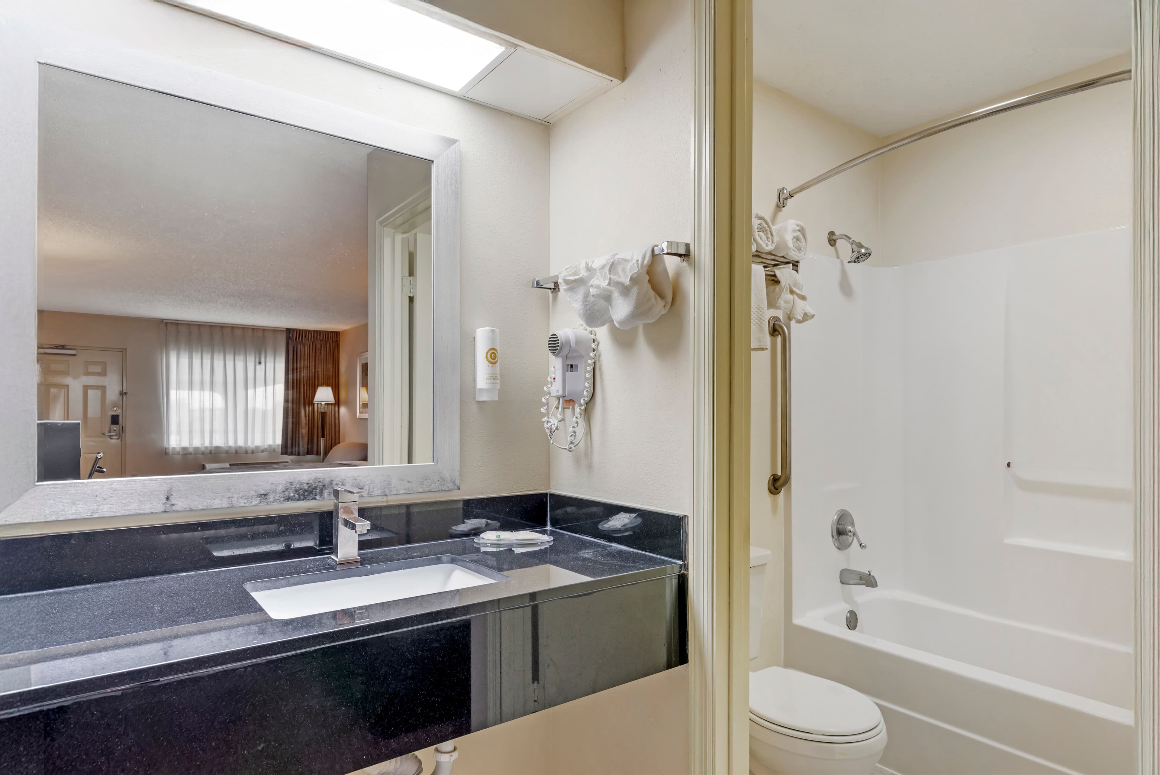 Quality Inn Cordele — 33