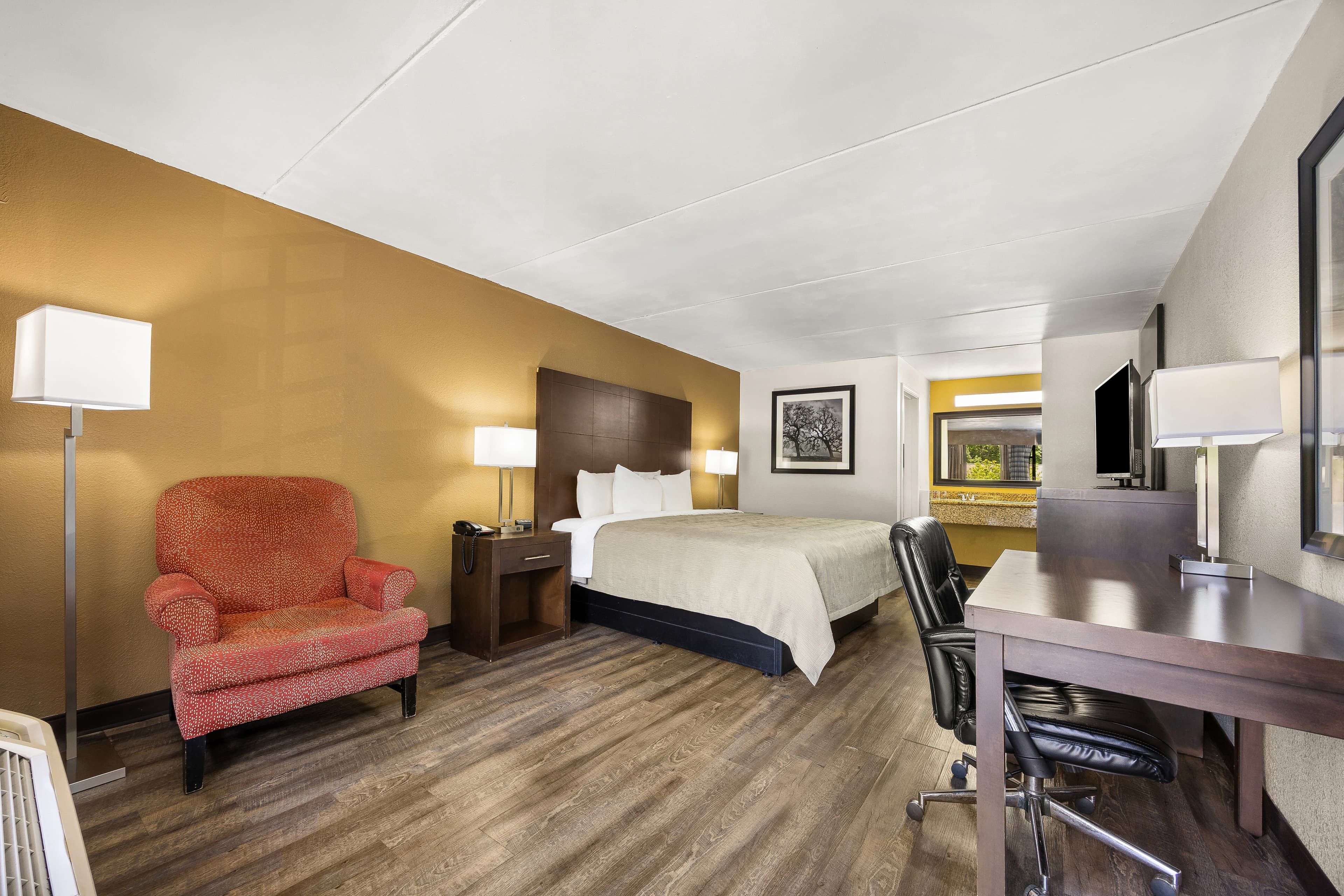 Quality Inn Columbus near Fort Benning — 6