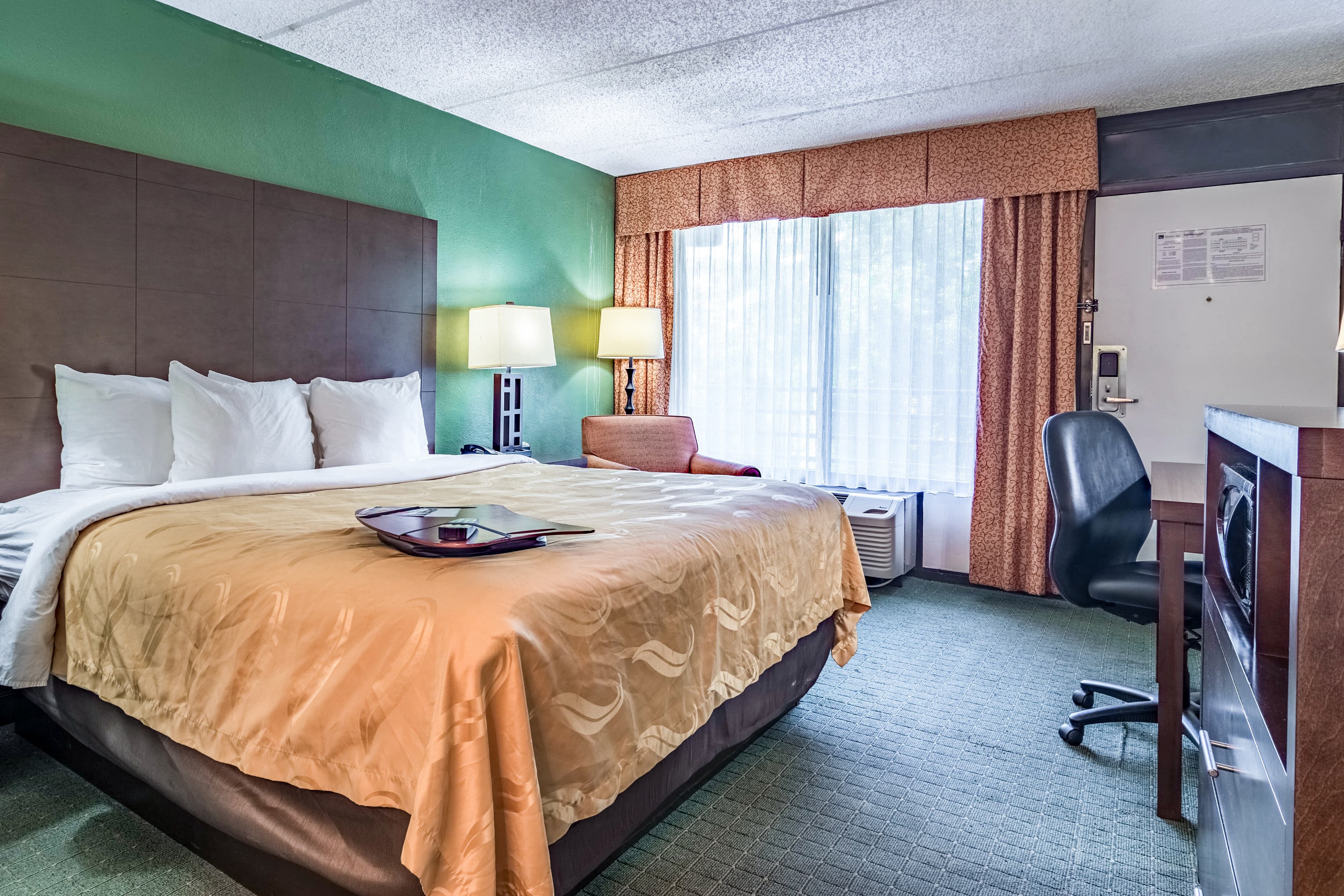 Quality Inn Columbus near Fort Benning - Image 3