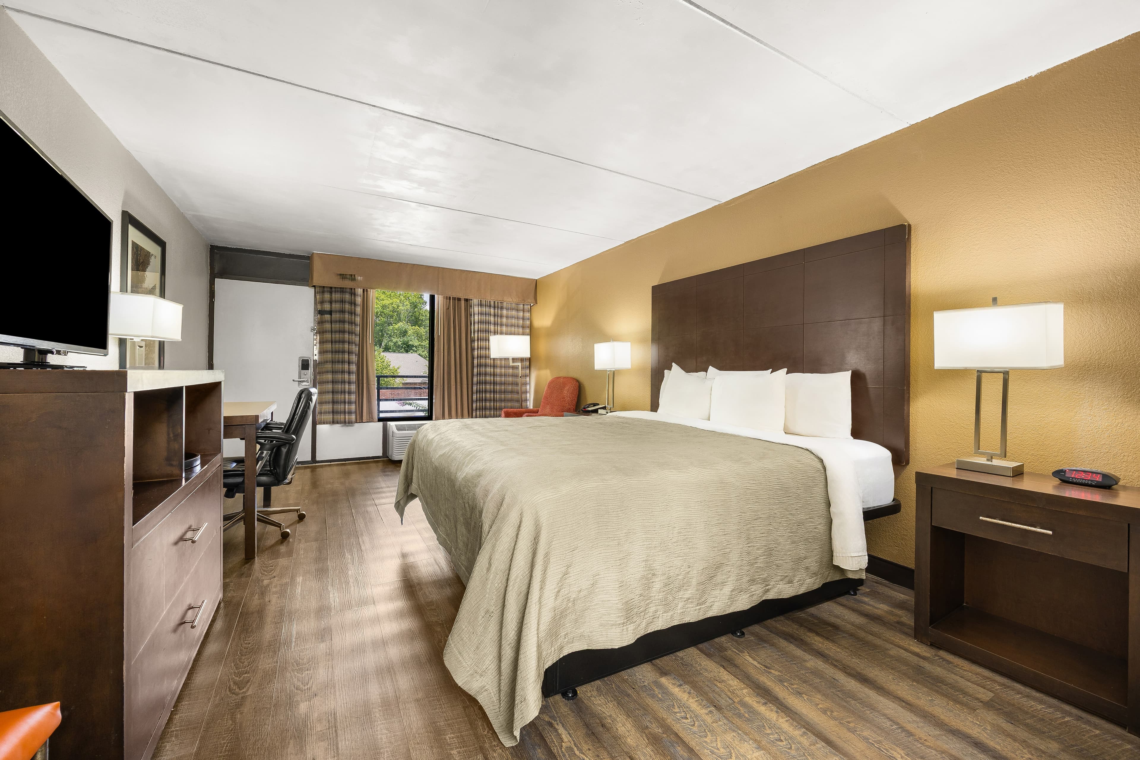 Quality Inn Columbus near Fort Benning — 8