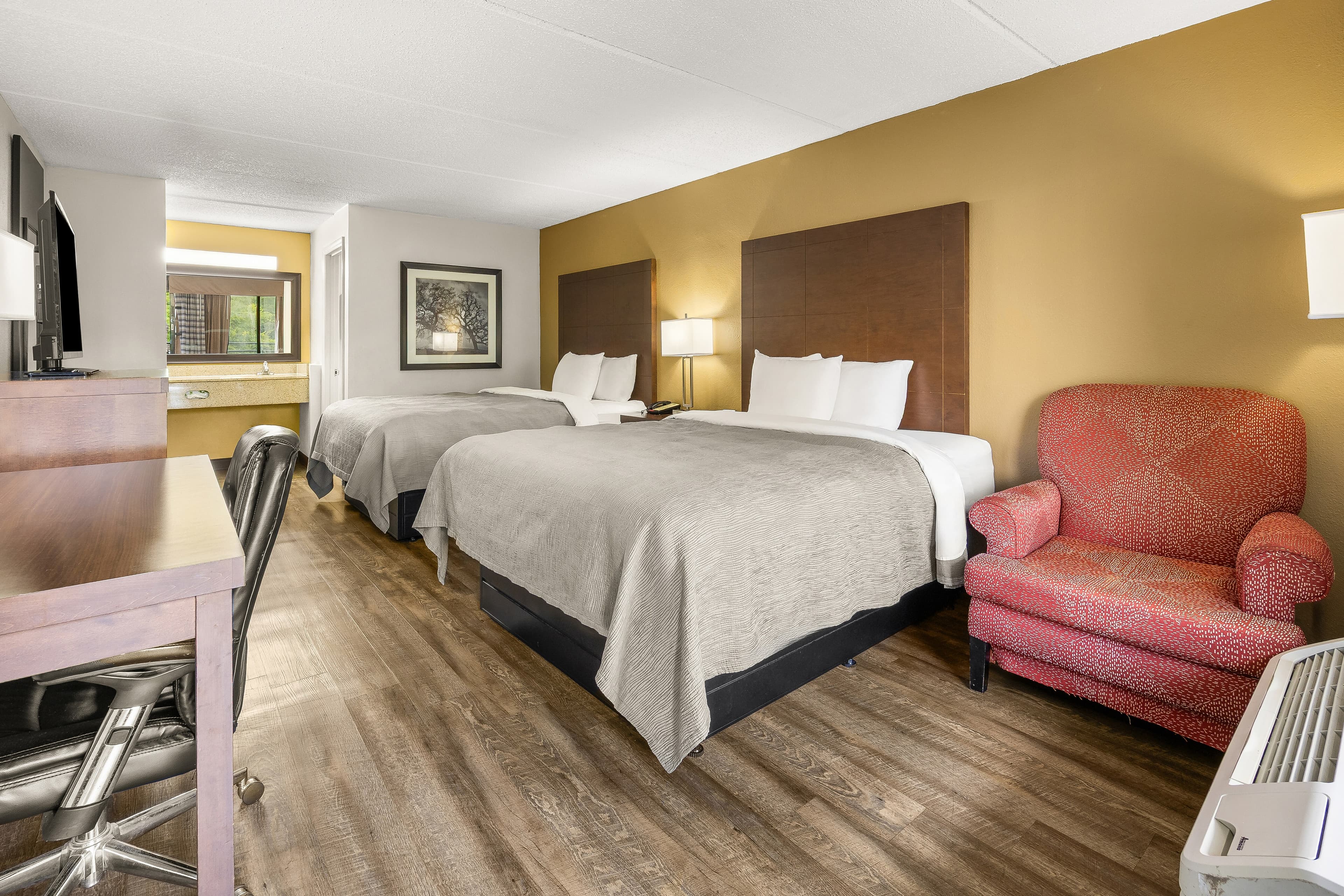 Quality Inn Columbus near Fort Benning — 14