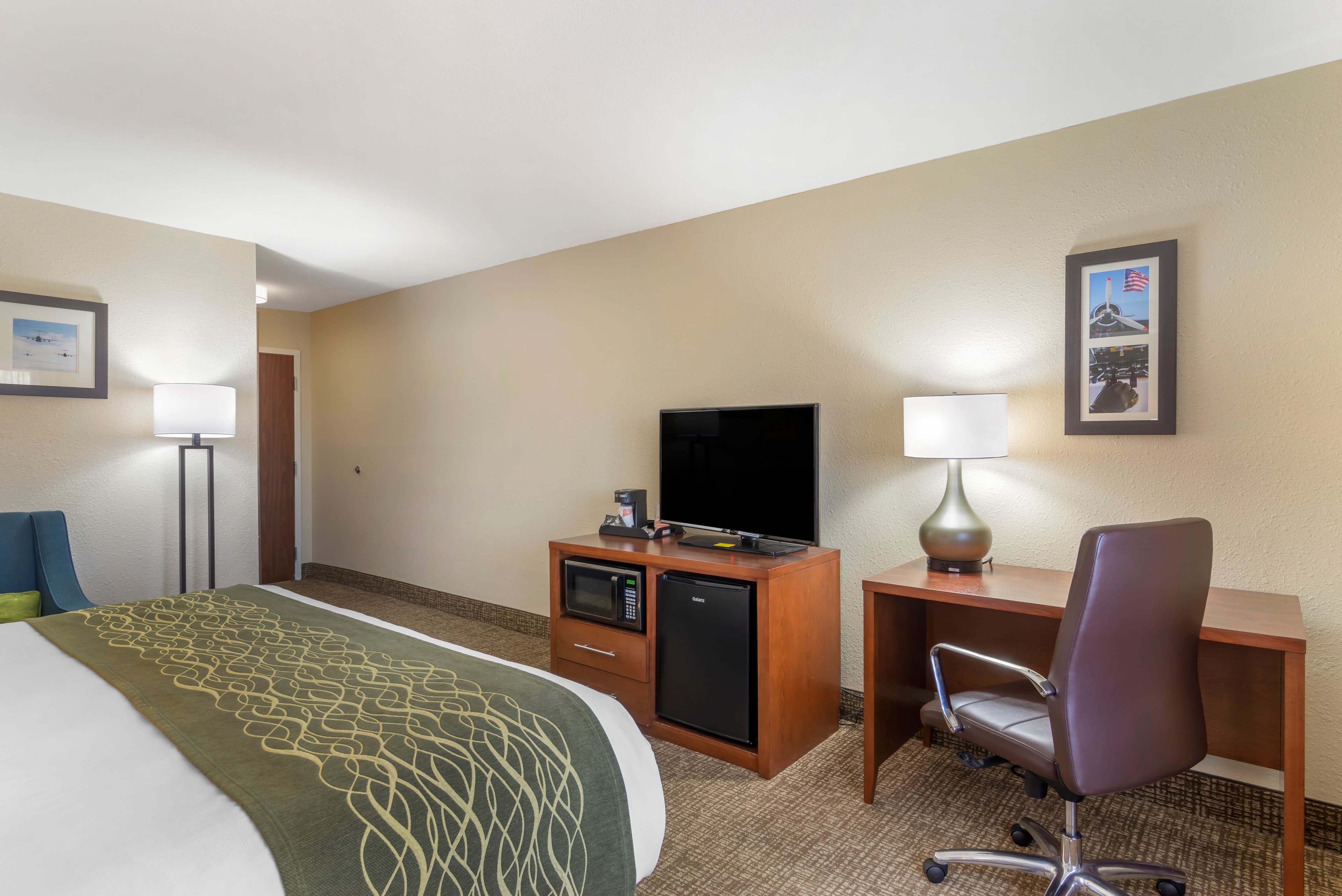Comfort Inn & Suites - near Robins Air Force Base Main Gate — 9