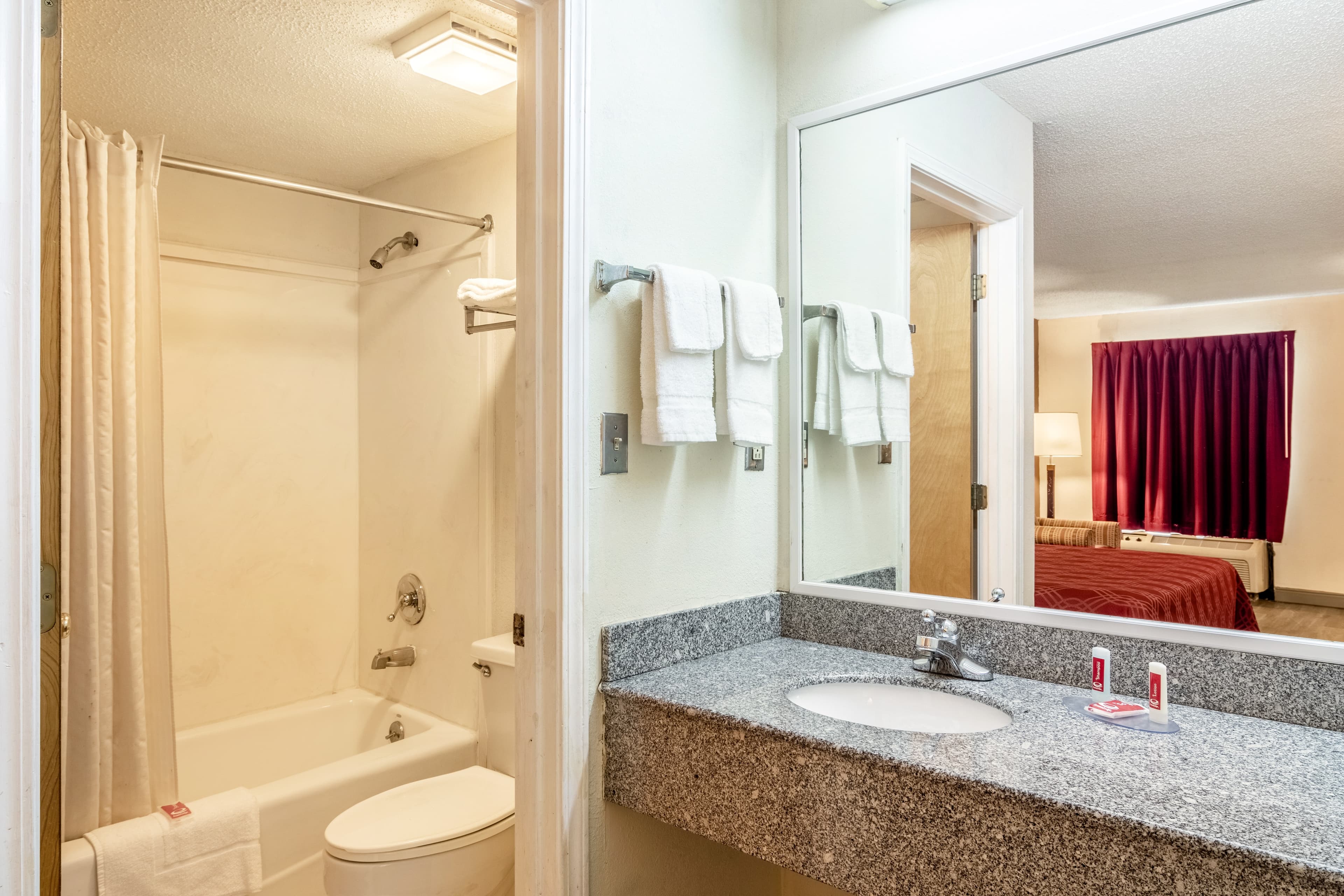 Econo Lodge Acworth East — 21