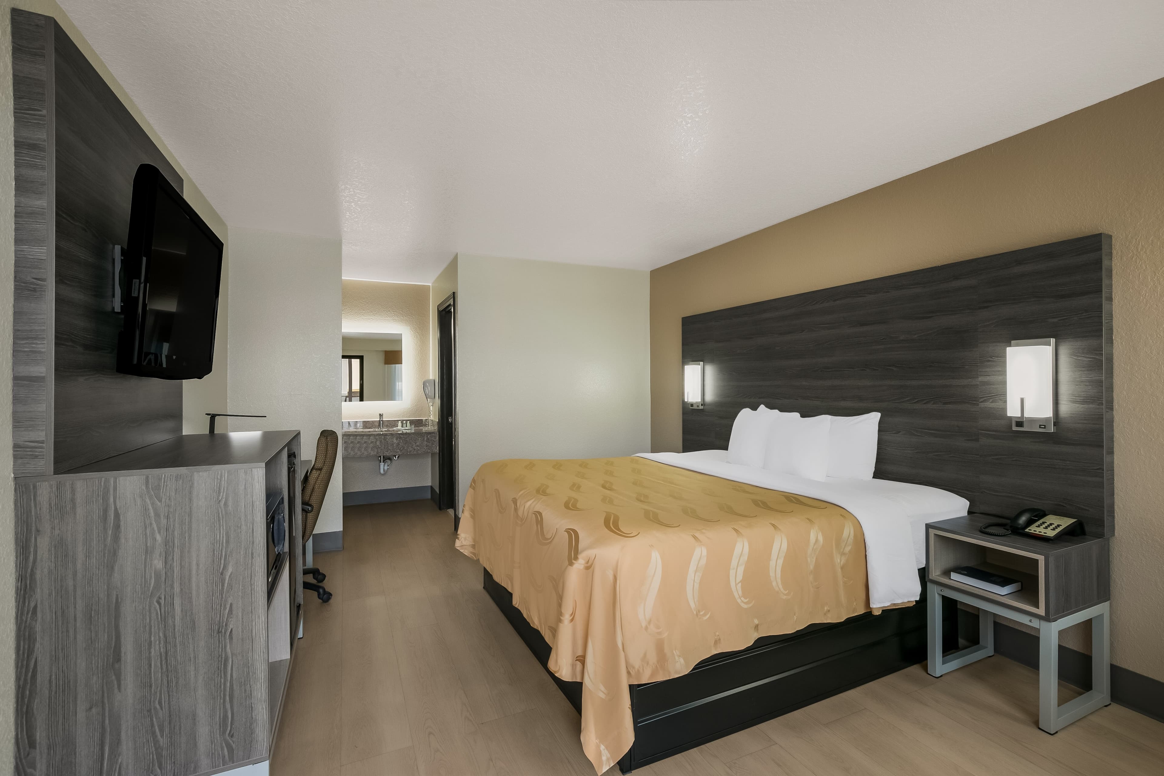 Quality Inn Commerce at I-85 — 12