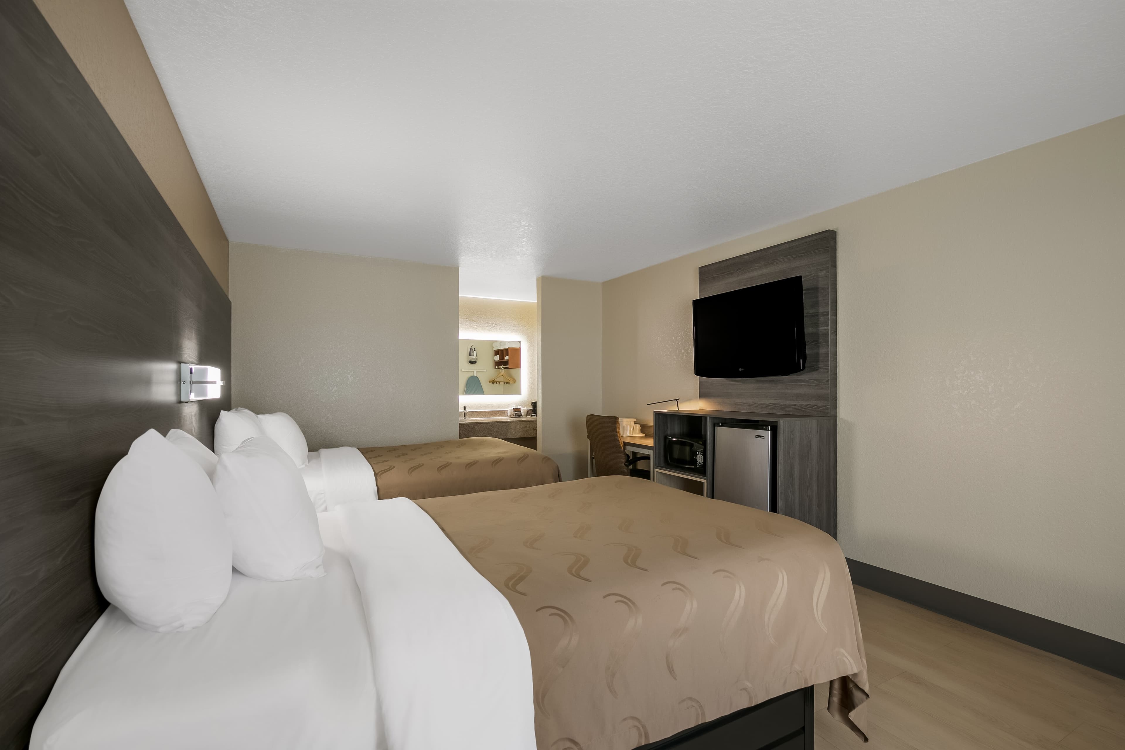 Quality Inn Commerce at I-85 - Image 2