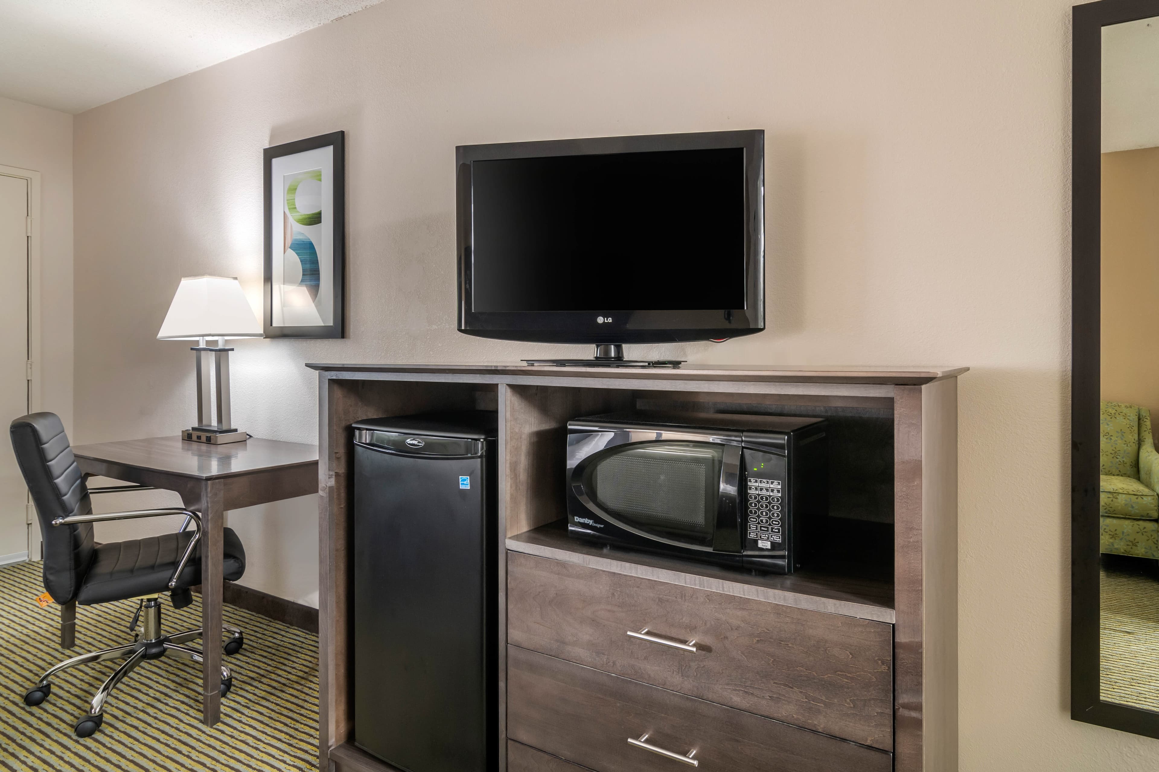 Quality Inn McDonough Atlanta South — 8