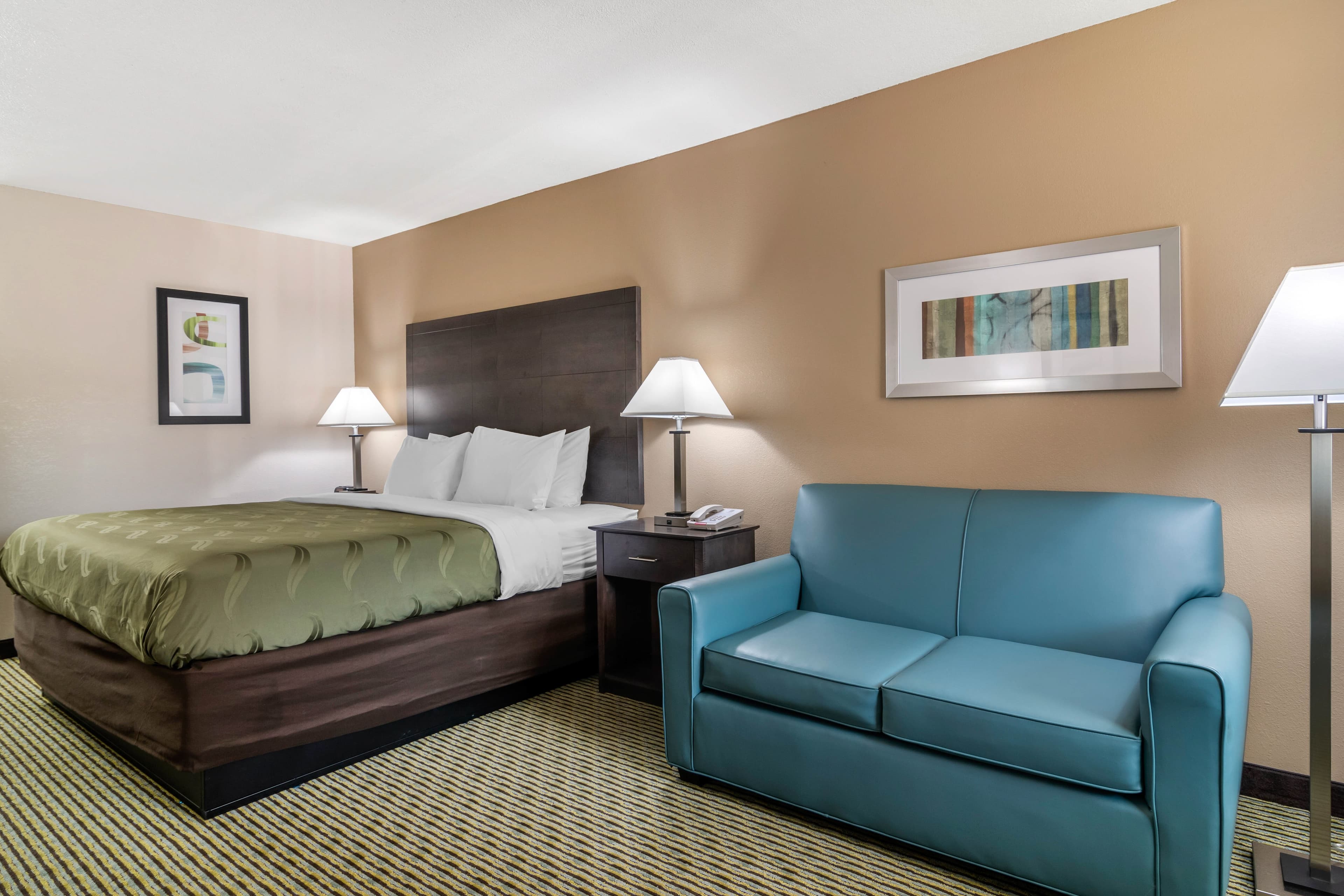 Quality Inn McDonough Atlanta South - Image 2