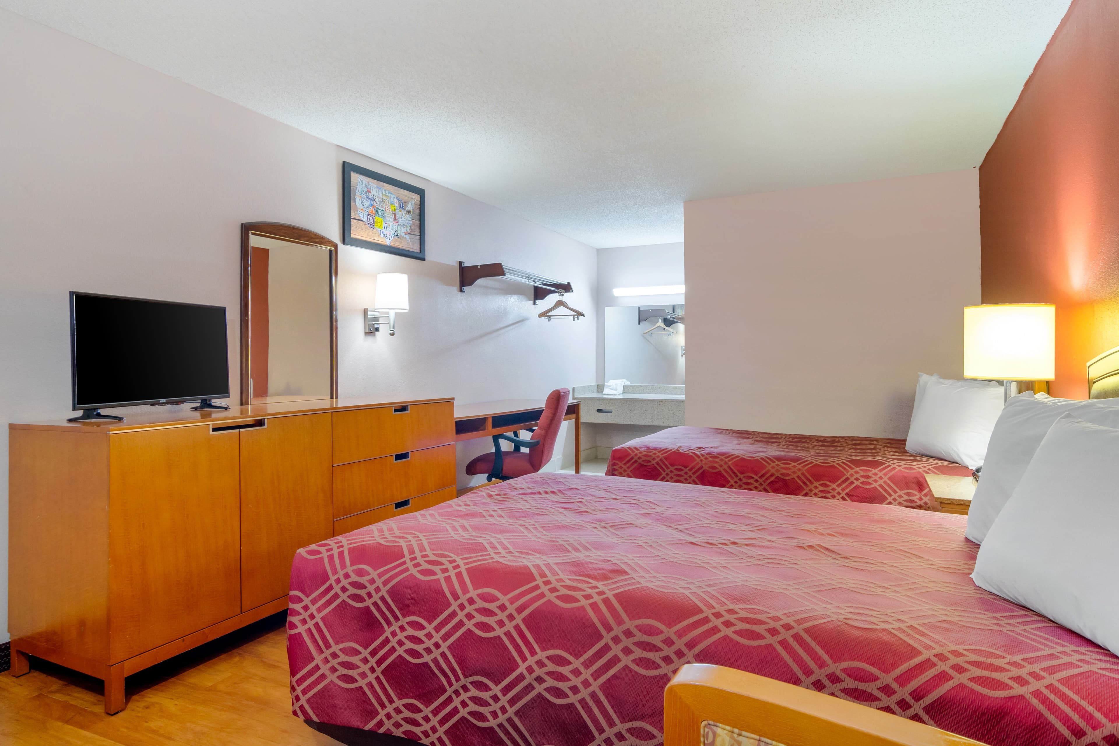 Econo Lodge Decatur - Atlanta East - Image 3