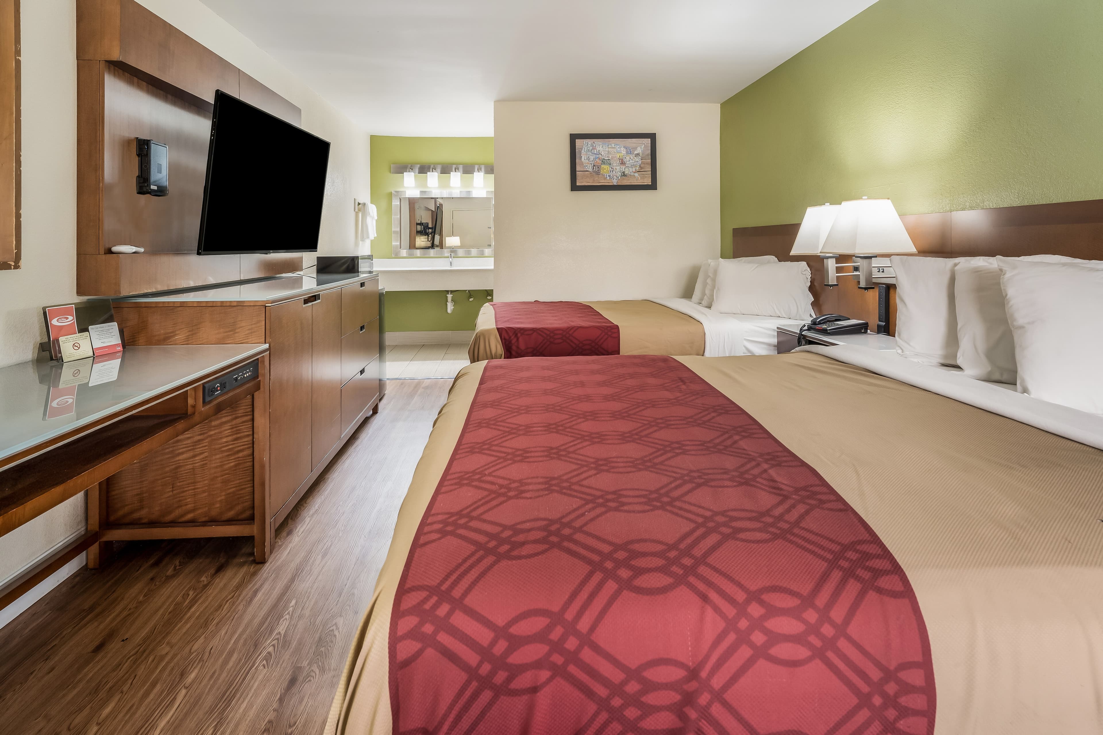 Econo Lodge Atlanta Airport East — 21