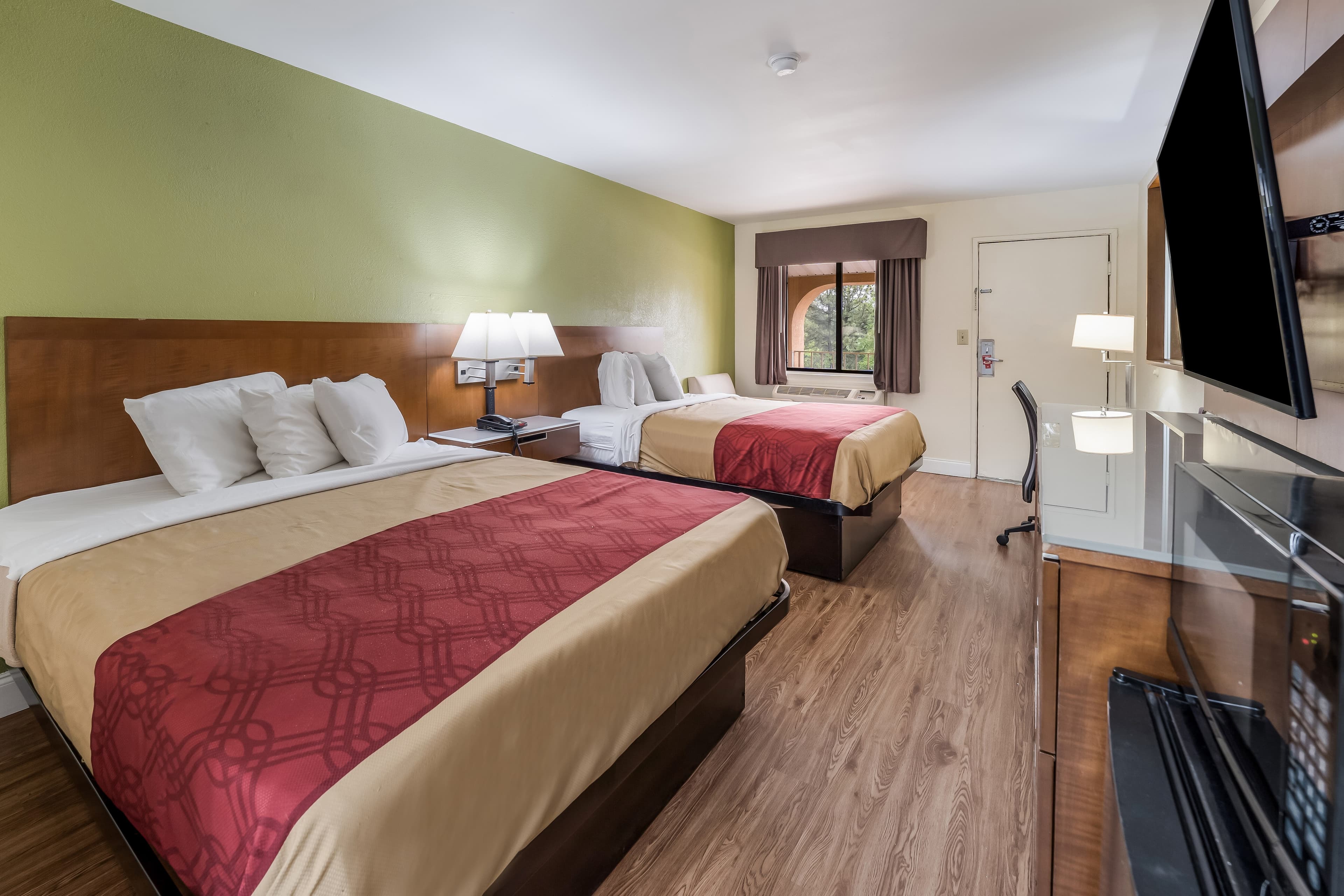 Econo Lodge Atlanta Airport East — 22