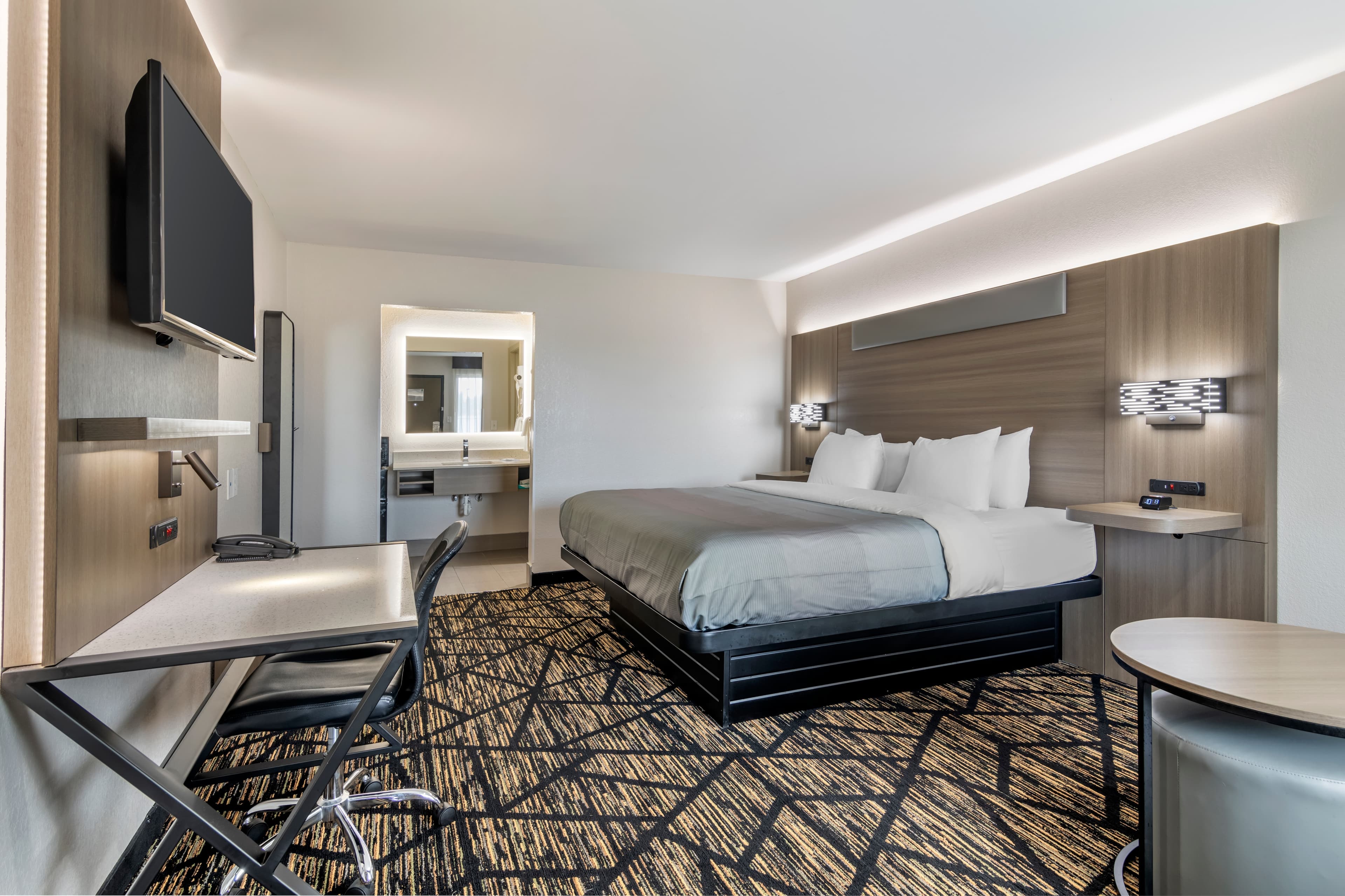 Quality Inn & Suites Athens University Area - Image 3